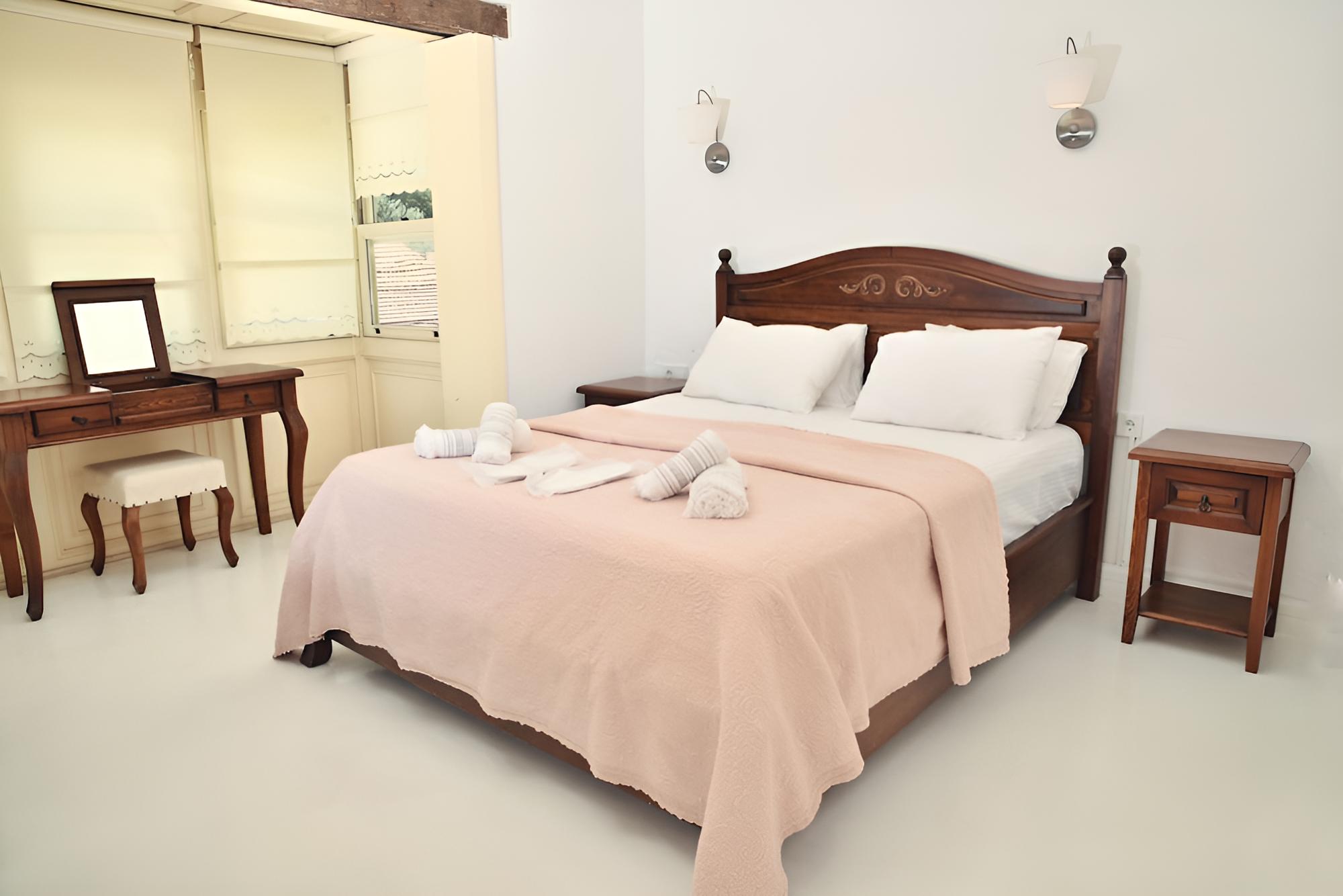 Deluxe Room, City View