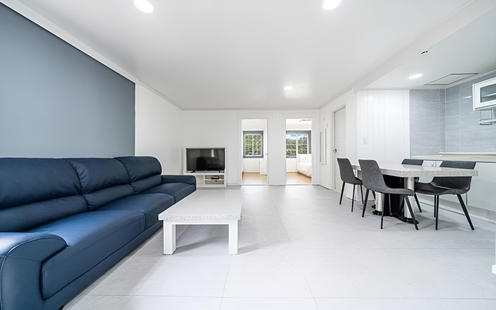 Room (Apple Mint (2 bed rooms)) - Photo 3