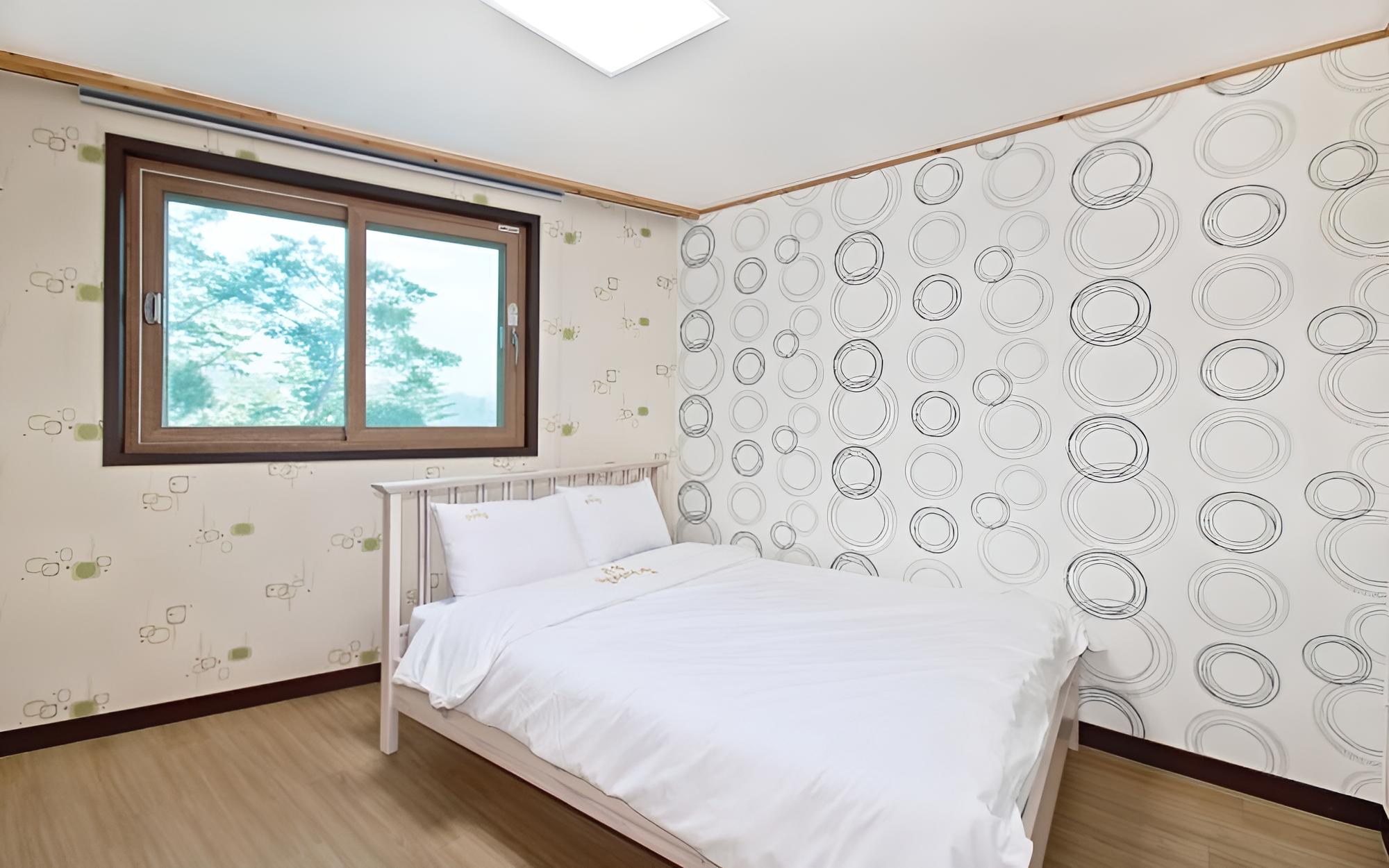 Room (Room 104) photo 3