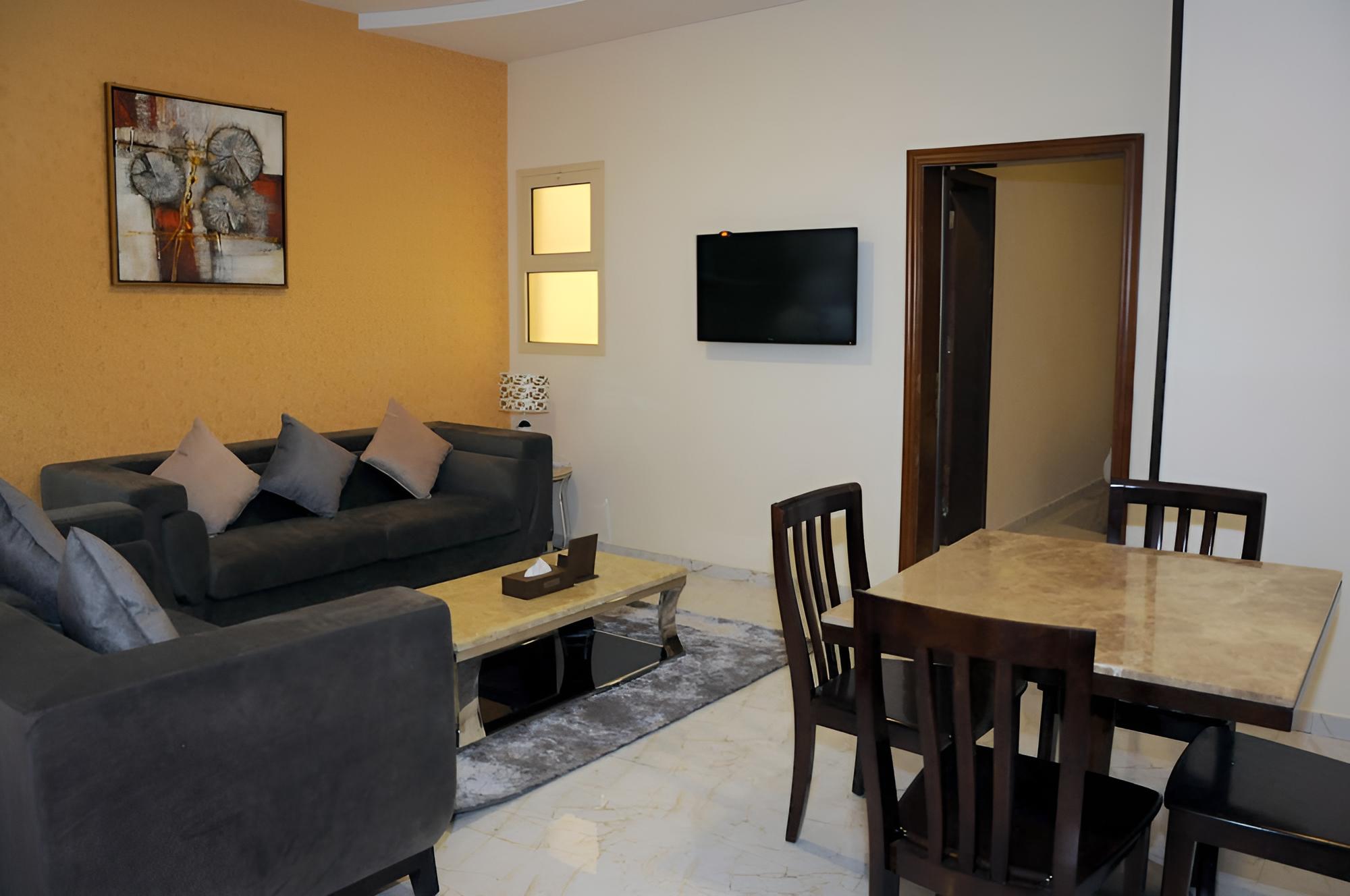Apartment, 2 Bedrooms photo 3