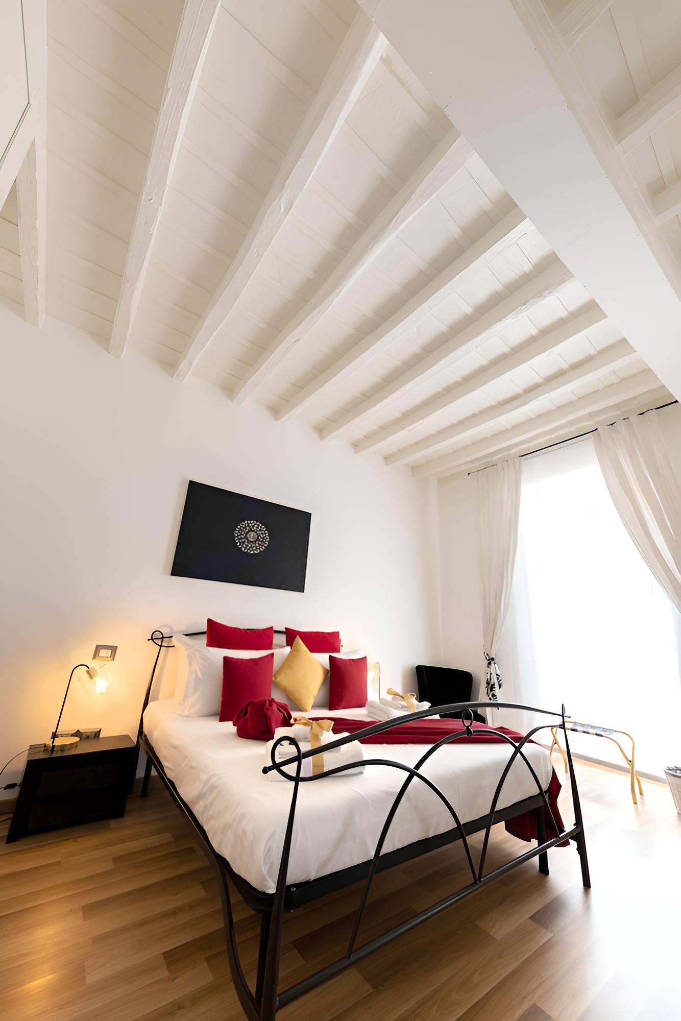 Executive Suite, 1 Queen Bed, Non Smoking