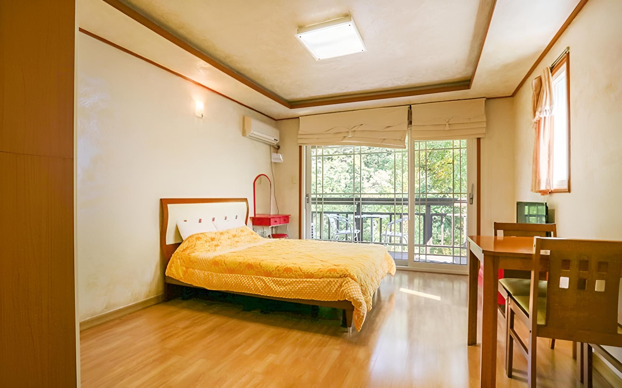 Room (Sky)
