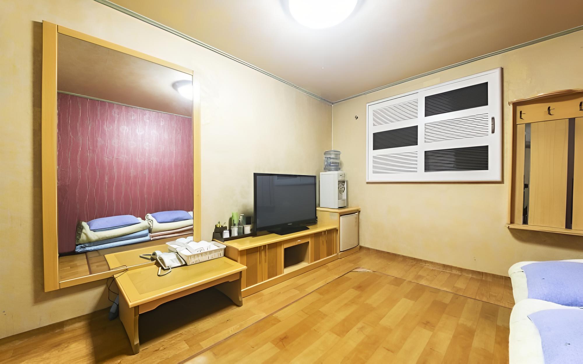 Room (General - Ondol (Ondol)) - Photo 1