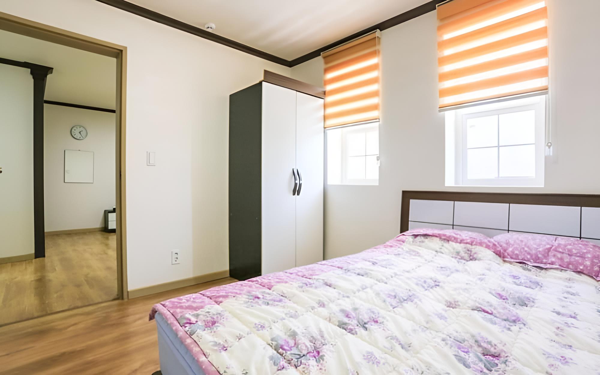 Room (2-1) photo 3