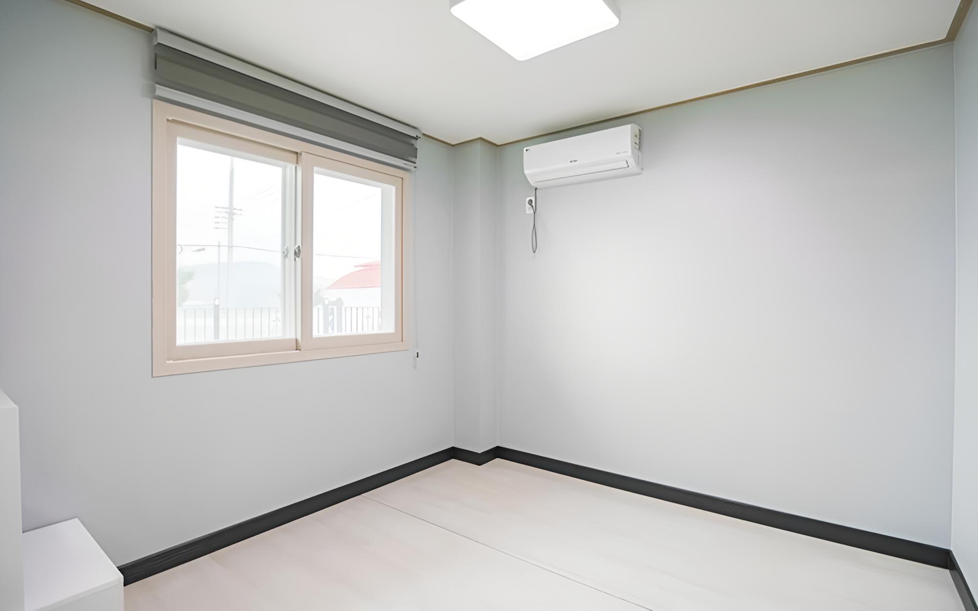 Room (Room 101 (Ocean View)) photo 3