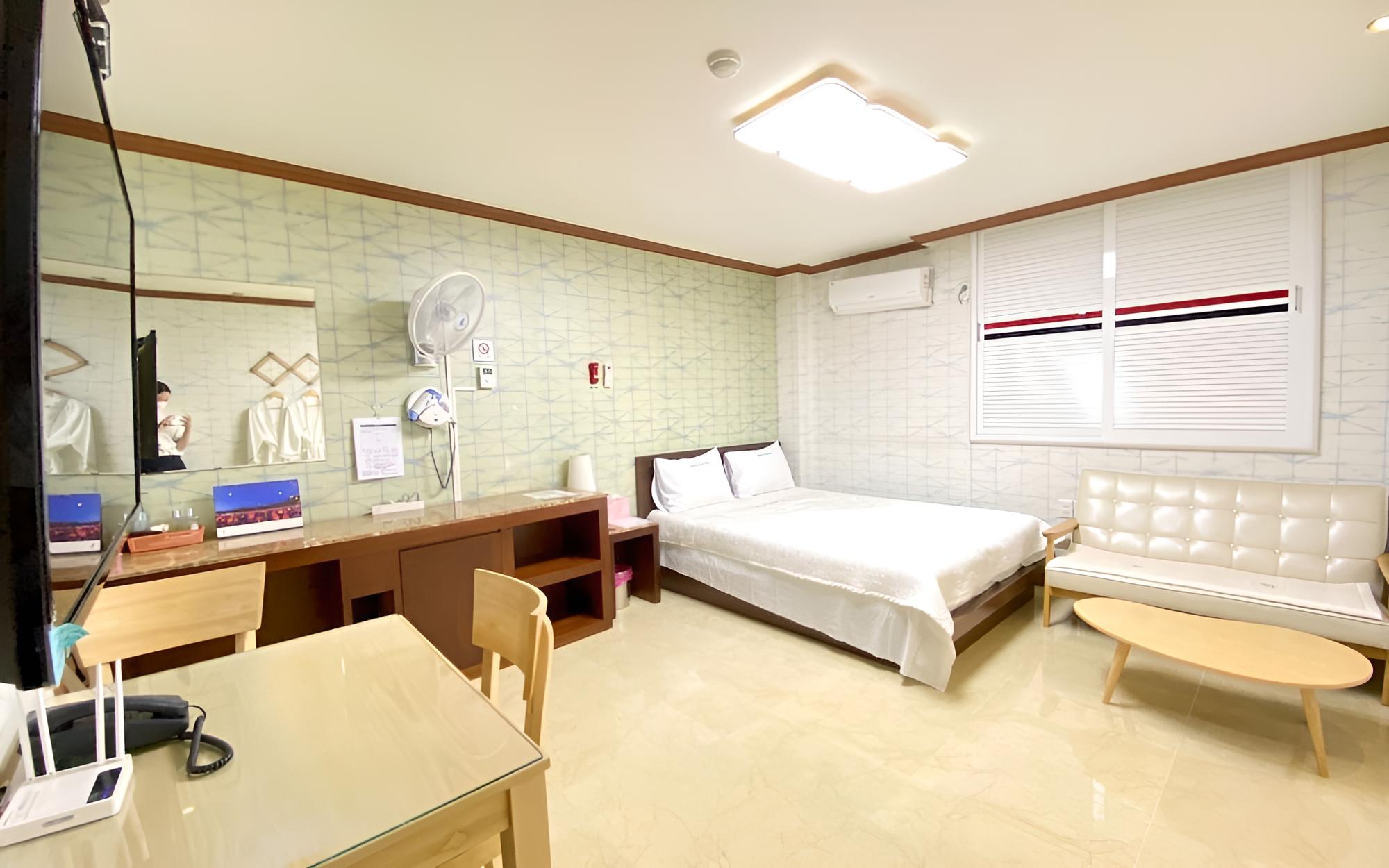 Room (Special Room)