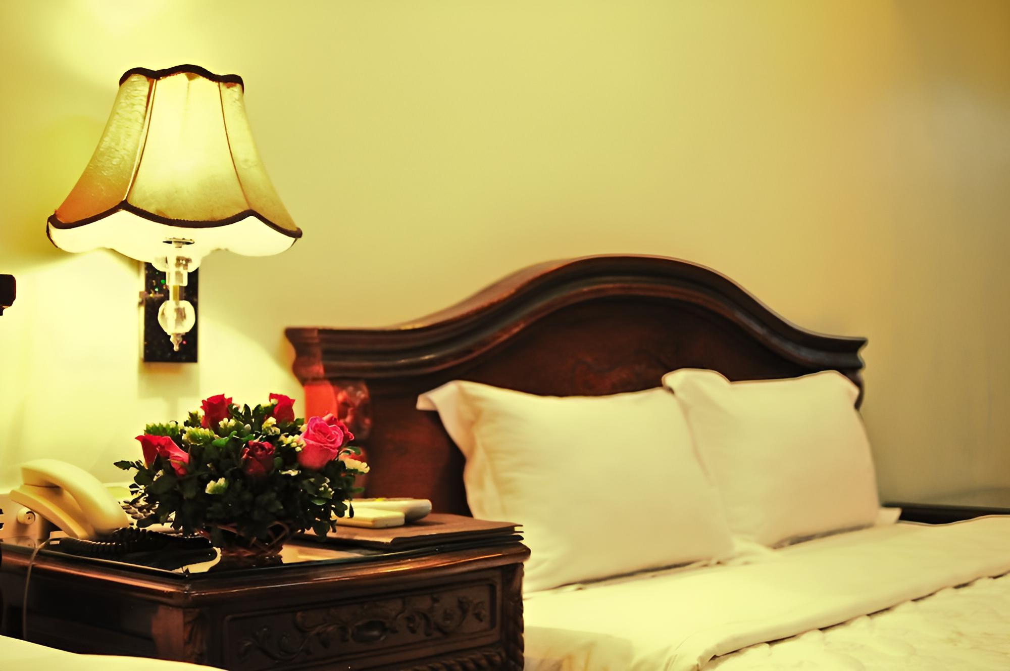 Double Room (3)