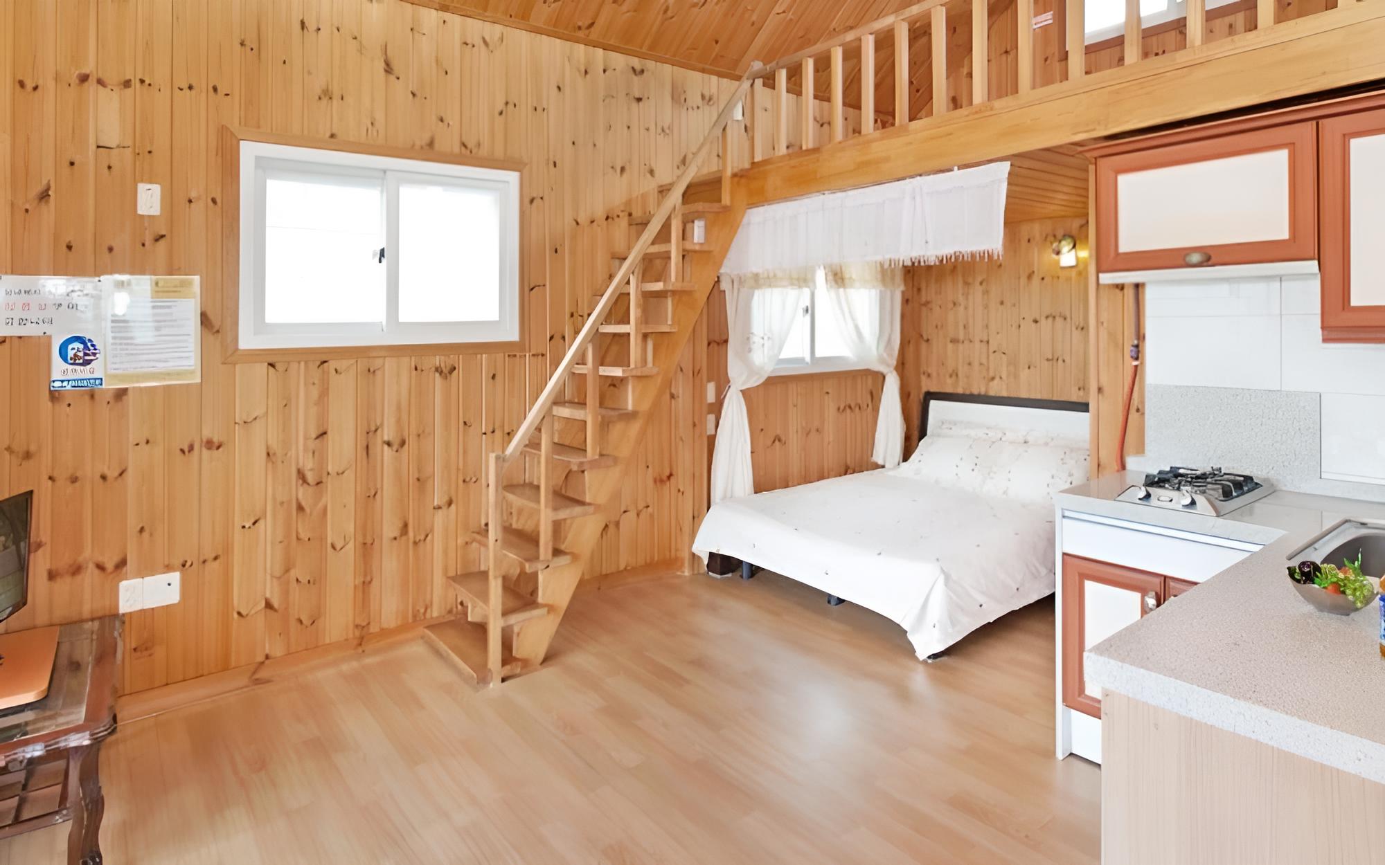 Room (Haematyi (Duplex))