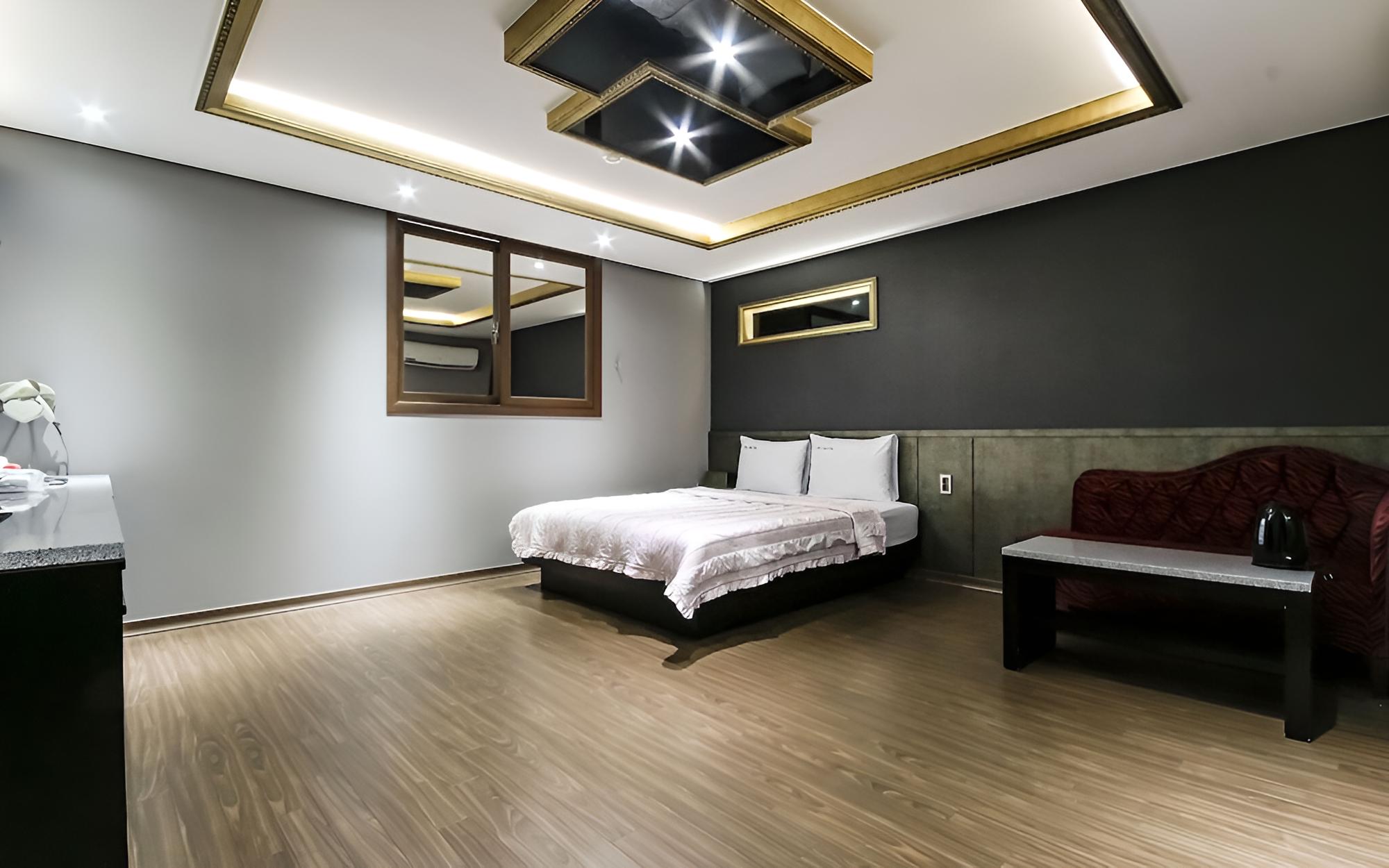 Room (Standard Room) photo 3