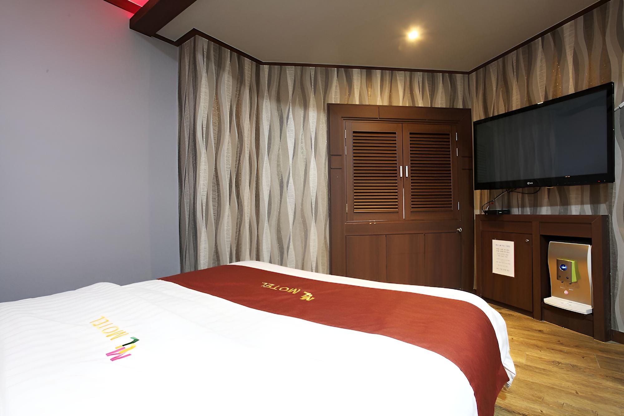 Room (Standard room)