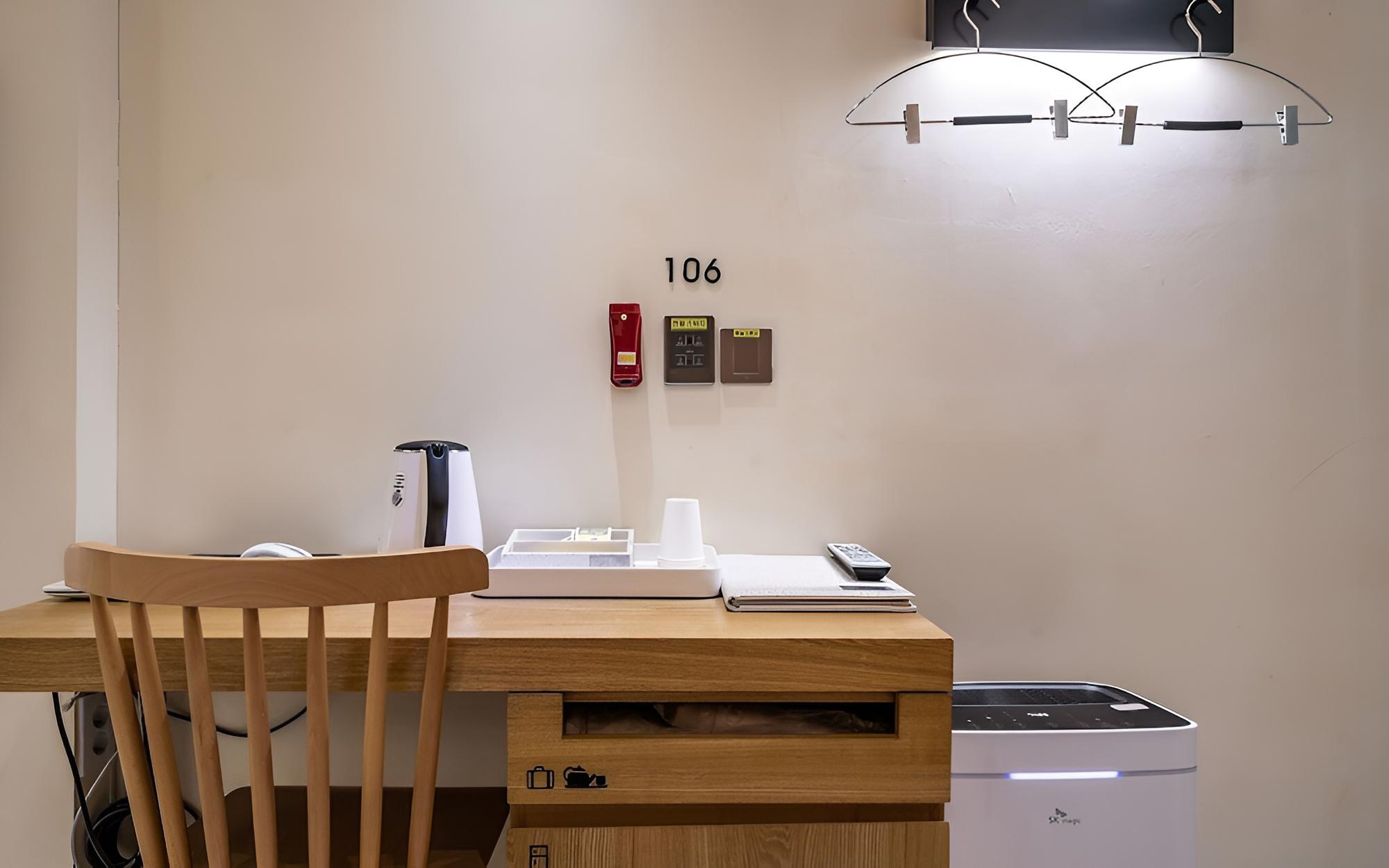 Room (Standard B1) - Photo 5