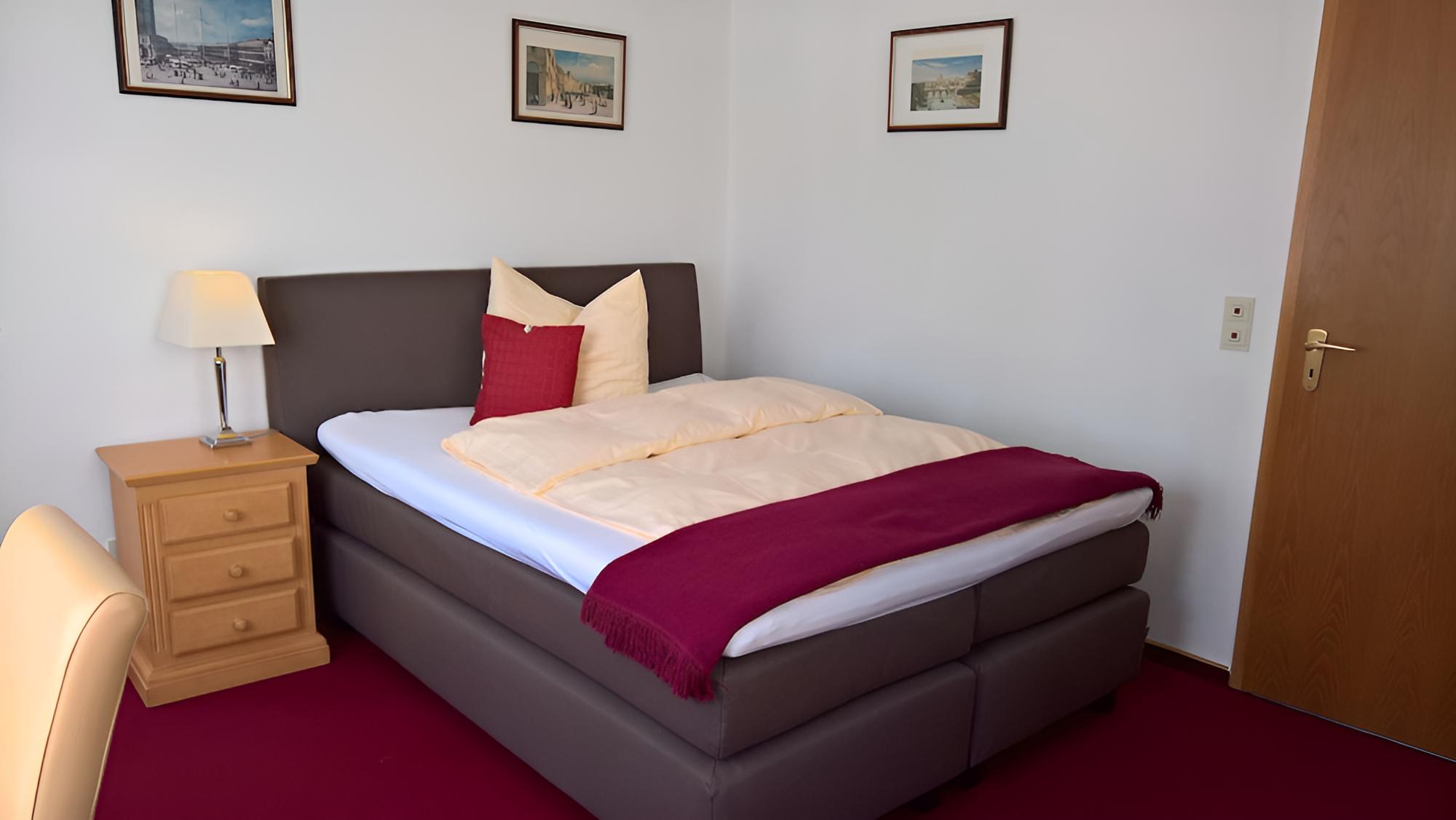 Single Room photo 2