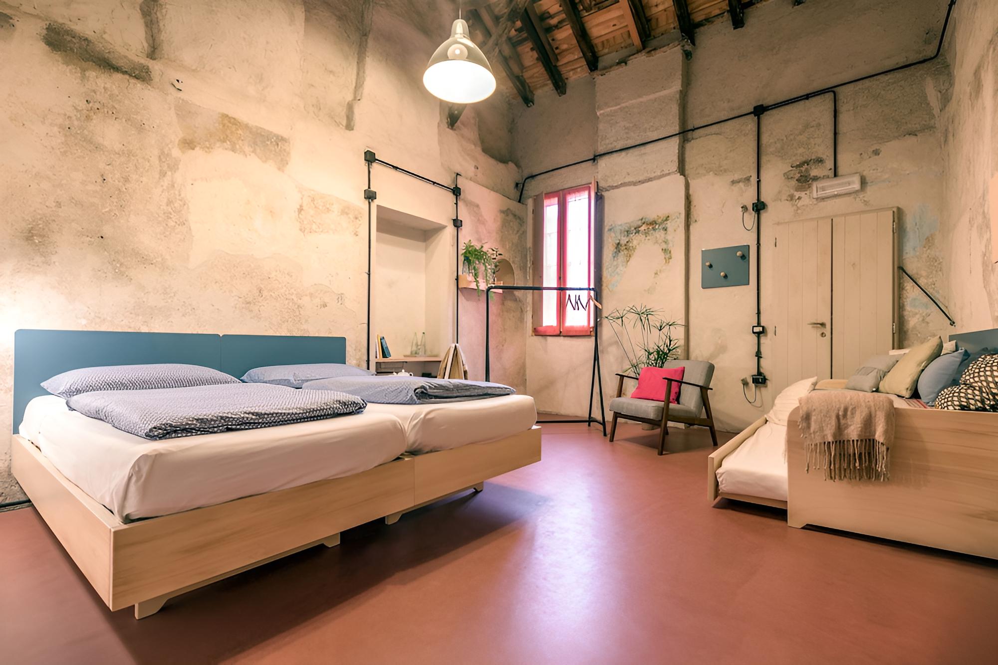 Quadruple Room, Accessible (External private bathroom)