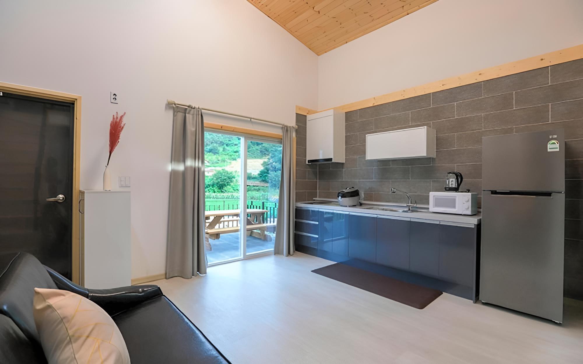 Room (102#(Duplex))