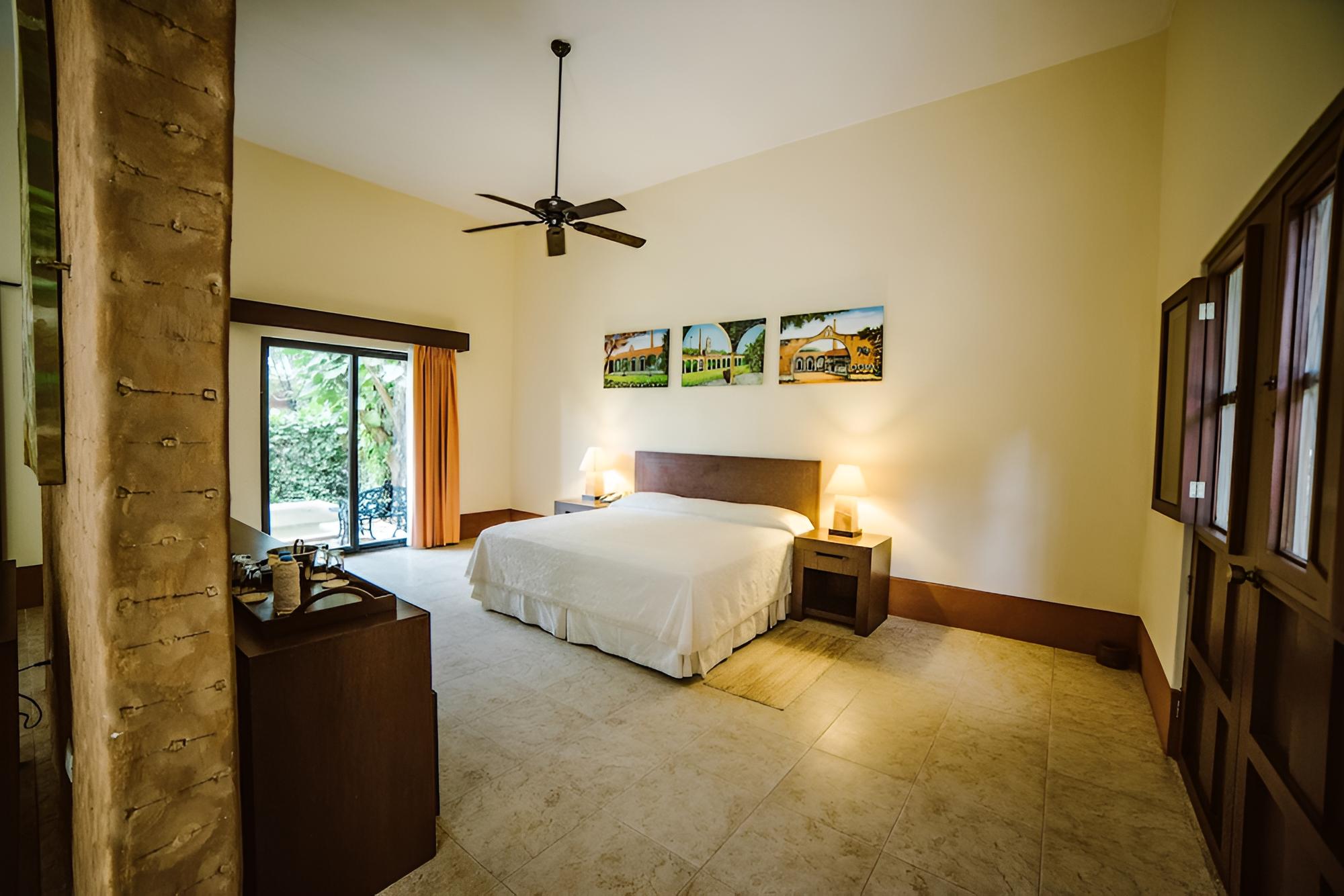 Royal Room, Private Pool