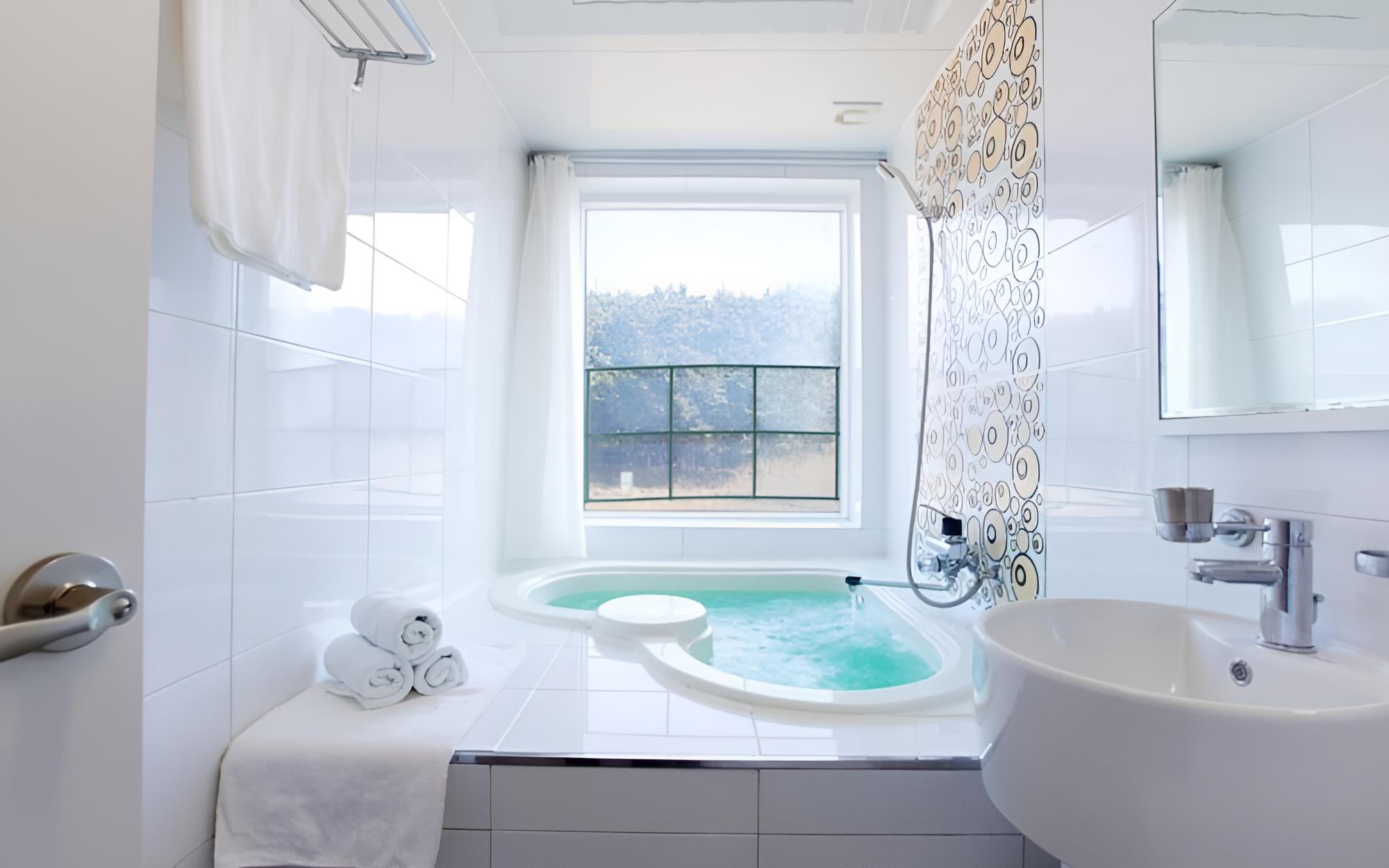 Room (Happiness 1 (Heart Bath Pine Forest V) - Photo 11
