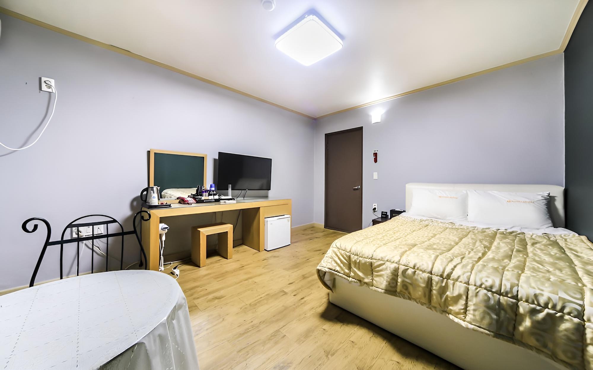 Room (Special Room)