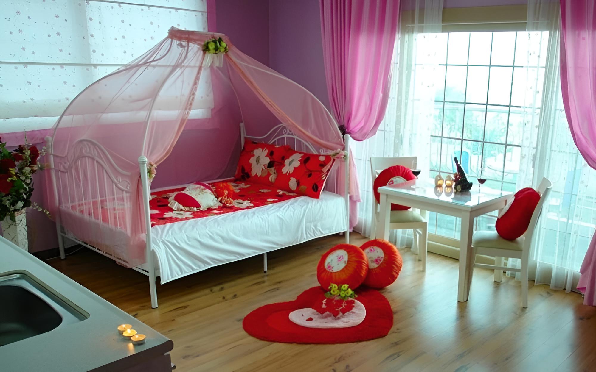 Room (Virgo)