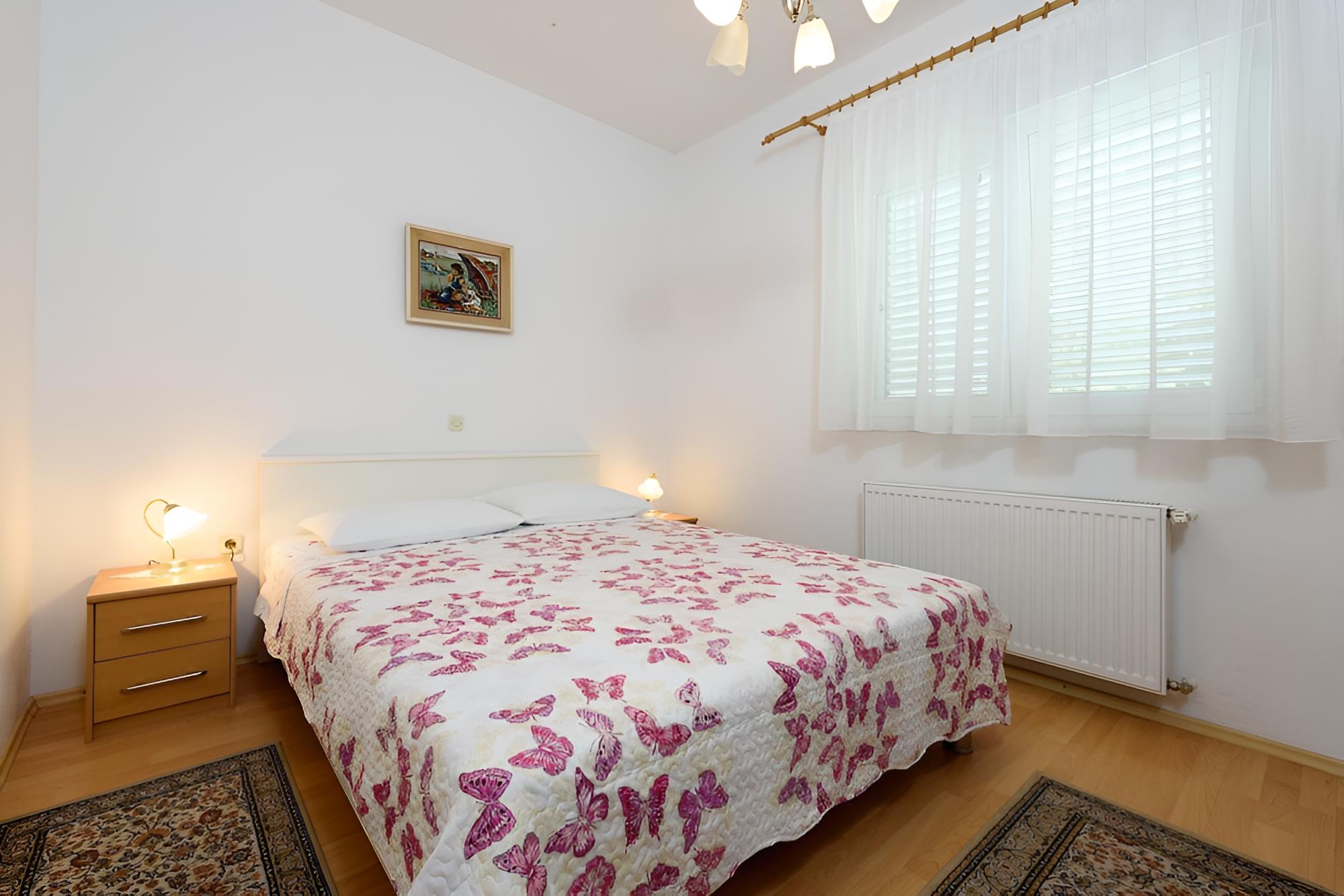 House (VesnaD - 25 m from beach - H(4+1)) photo 2