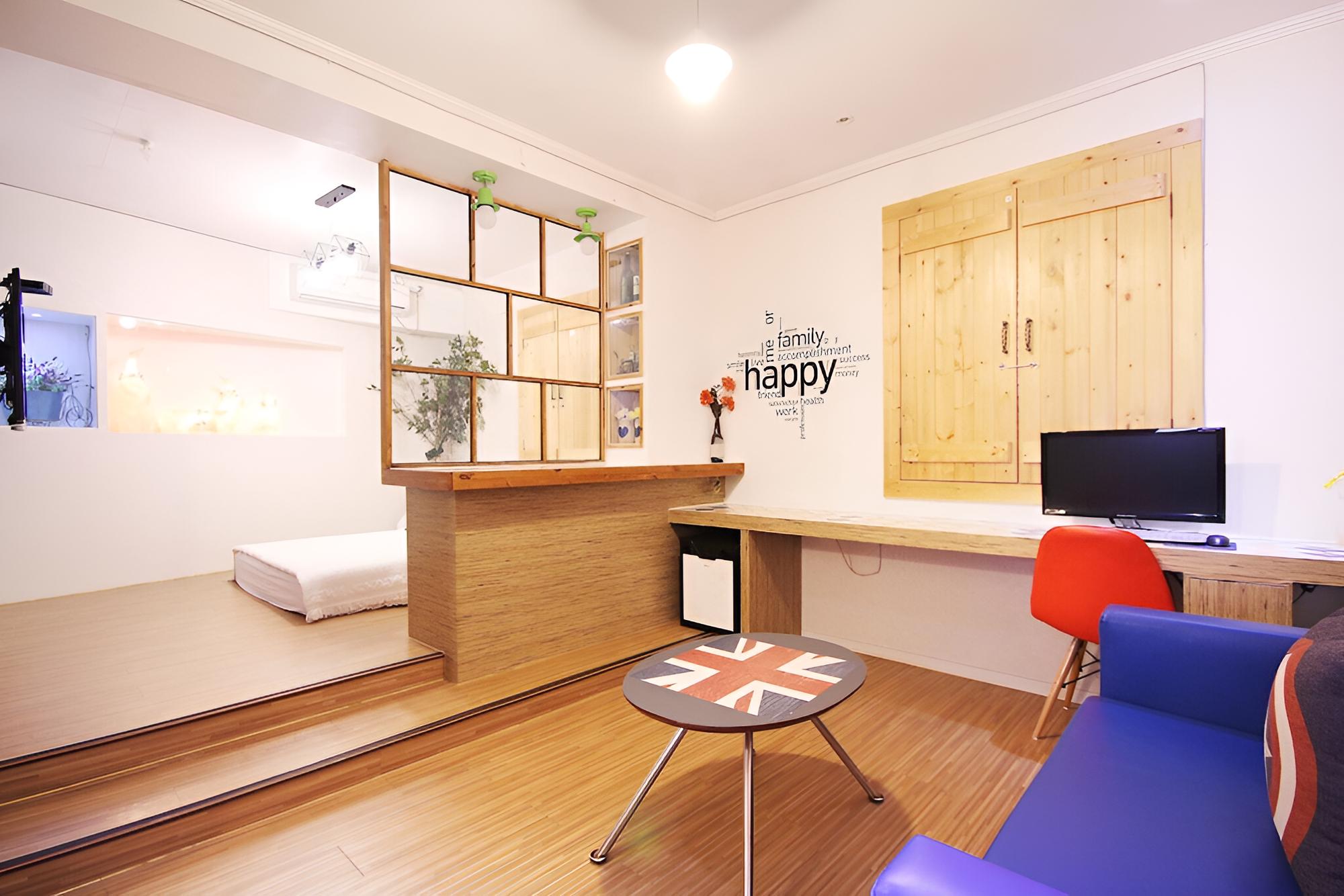 Room (Special room-Clothing purifier (with )