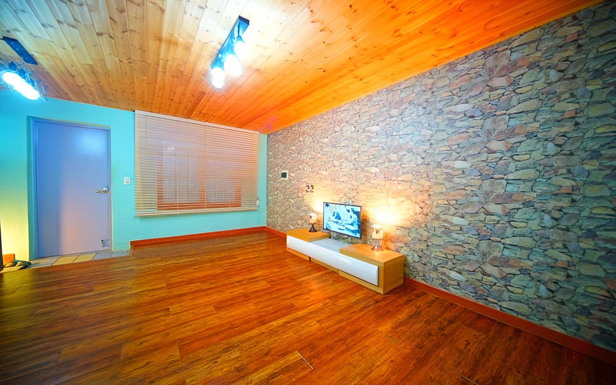 Room (CDong Room102) photo 3