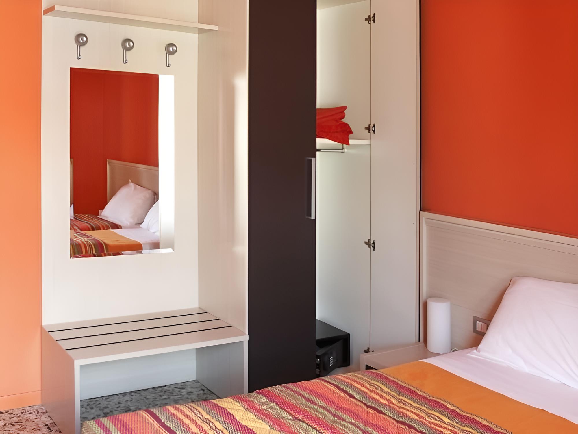Standard Double or Twin Room, Ensuite, Mountain View