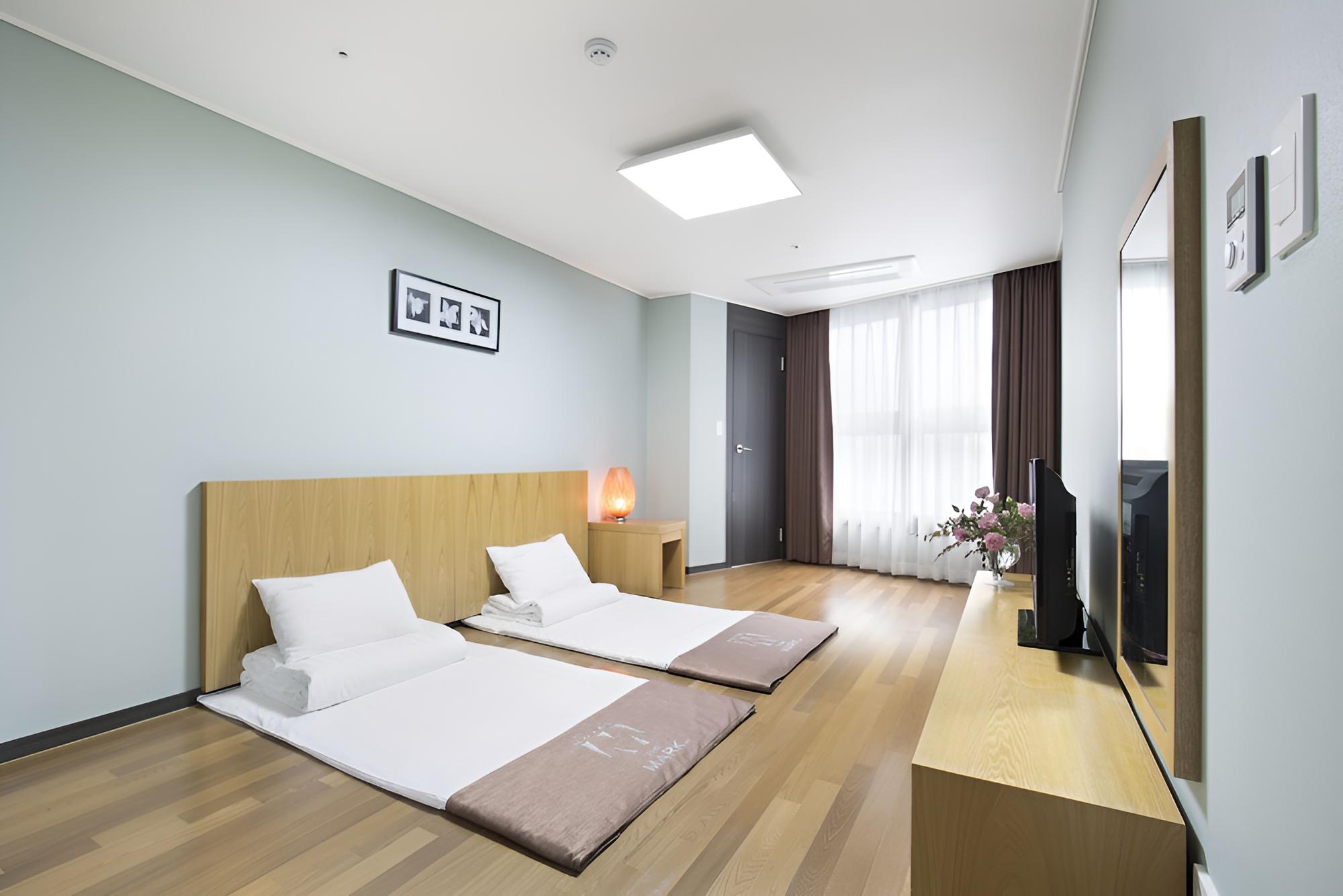 Deluxe Ondol Room