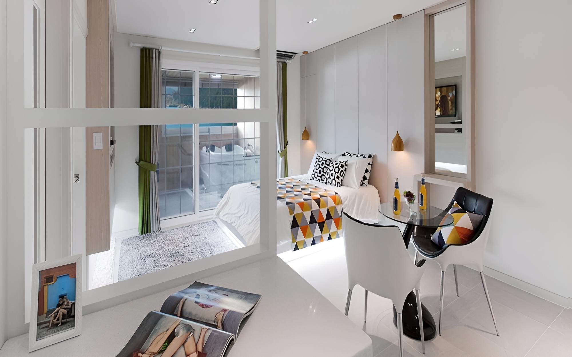 Room (Couple No 102 )