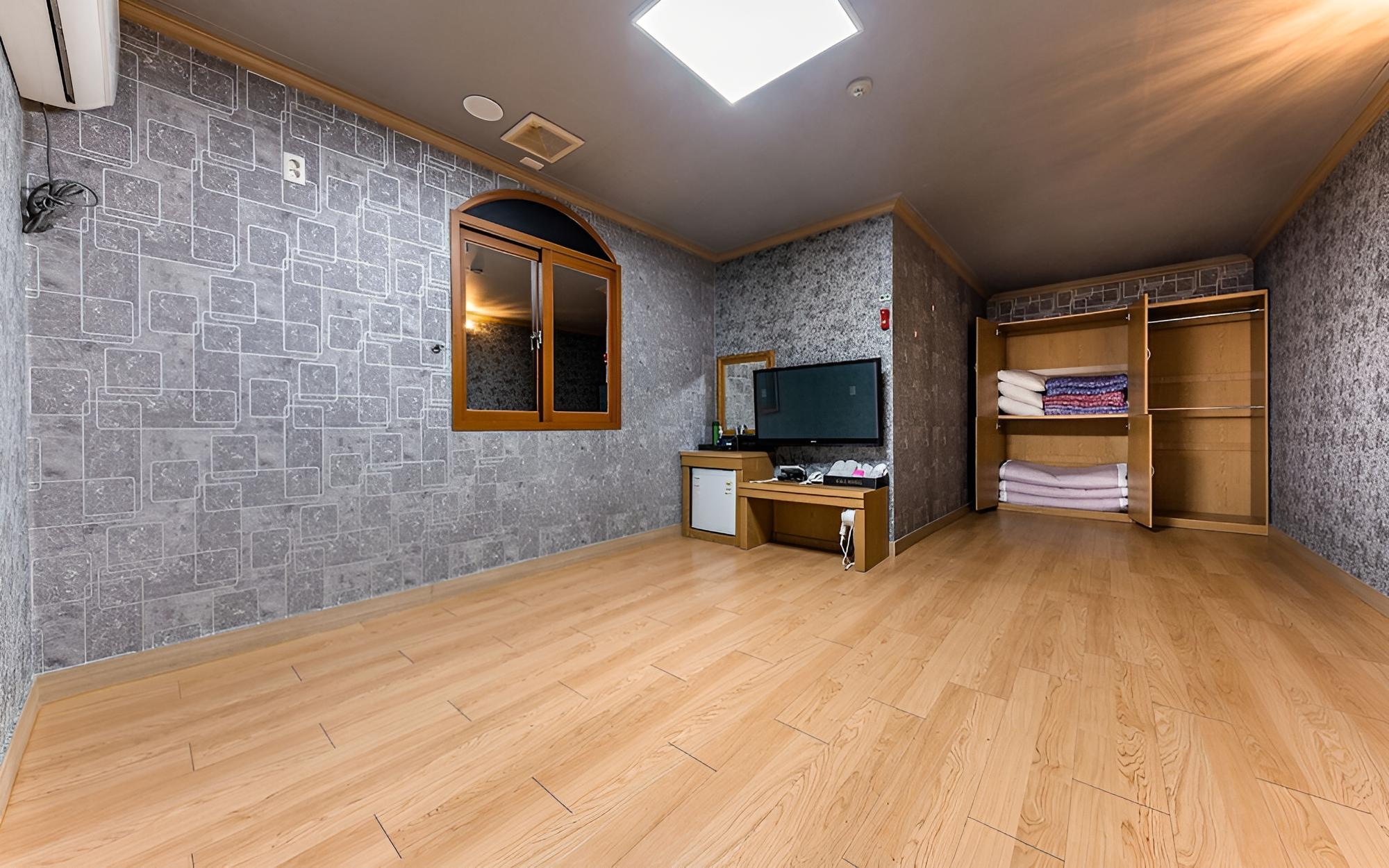 Room (Ondol Room) - Photo 2