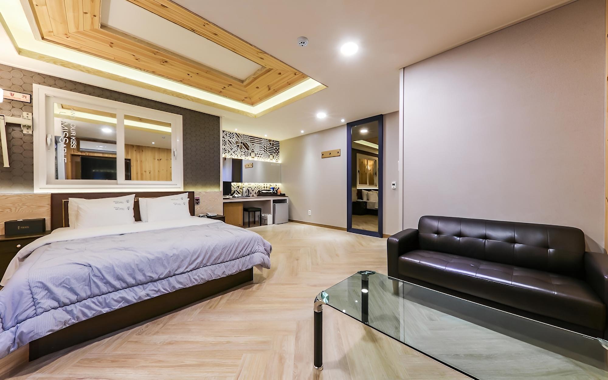 Room (VIP)