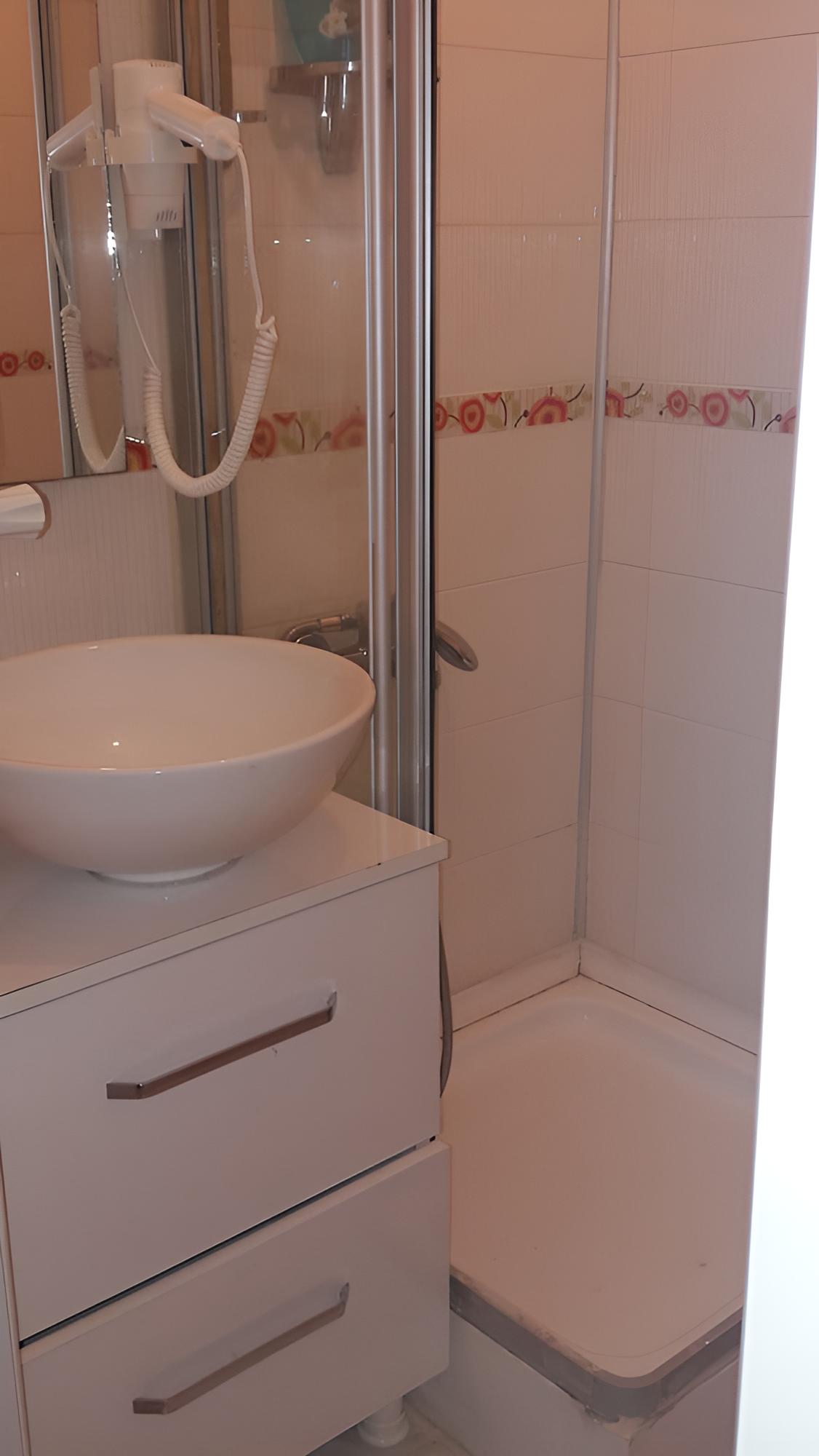 Mini Studio Apartment photo 2