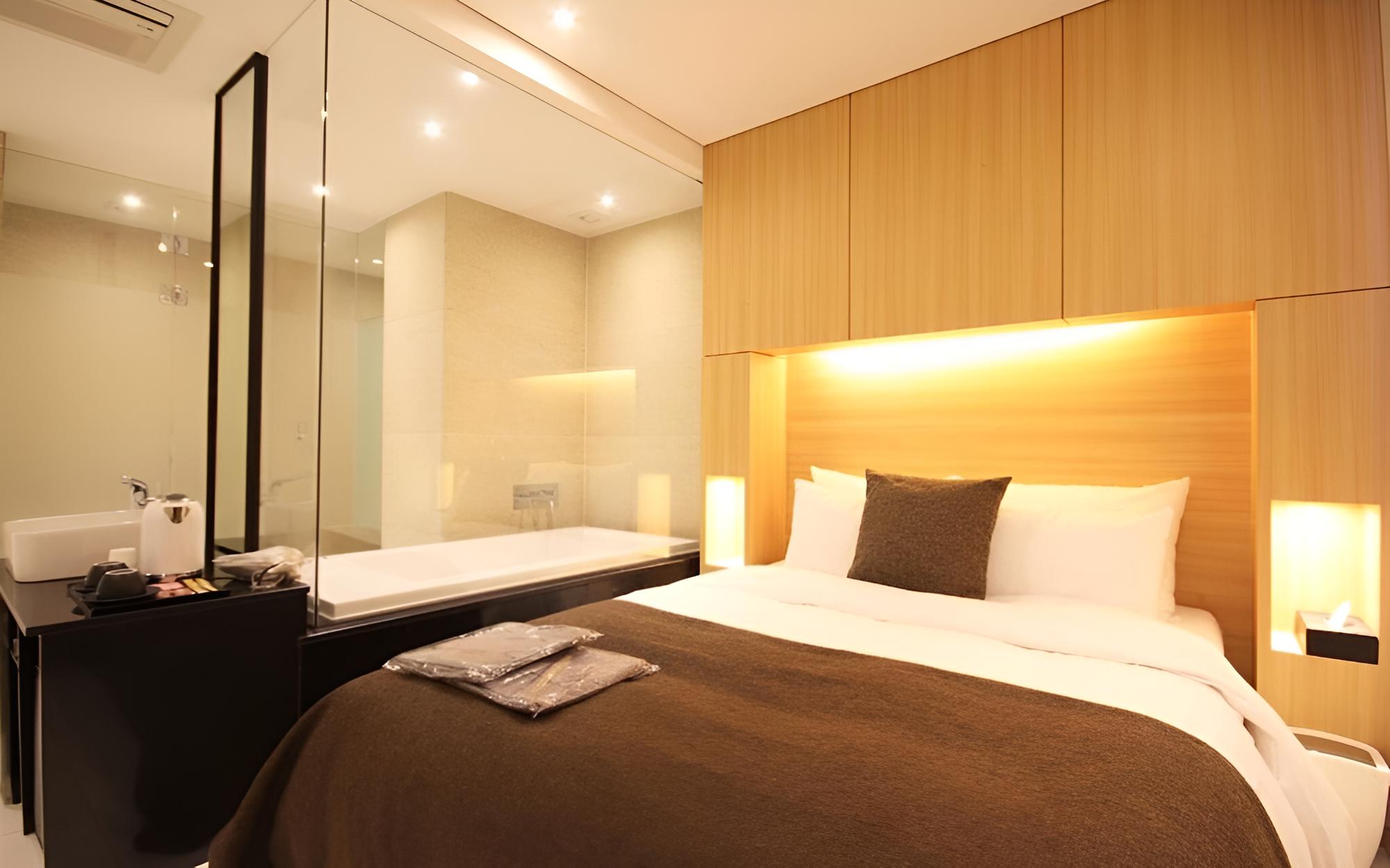 Room (Walkie Special Standard Room (Netflix)