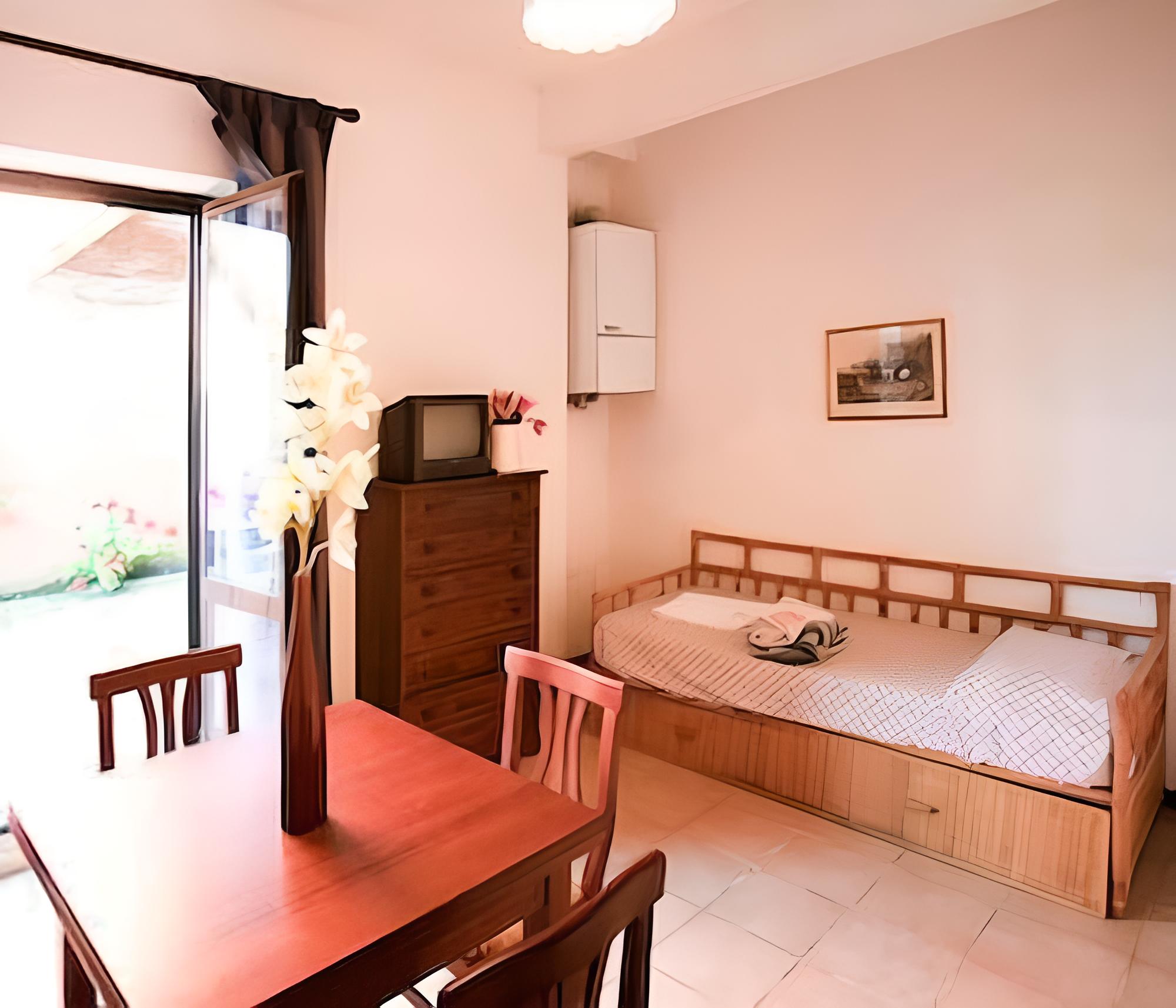 Standard Apartment (D)