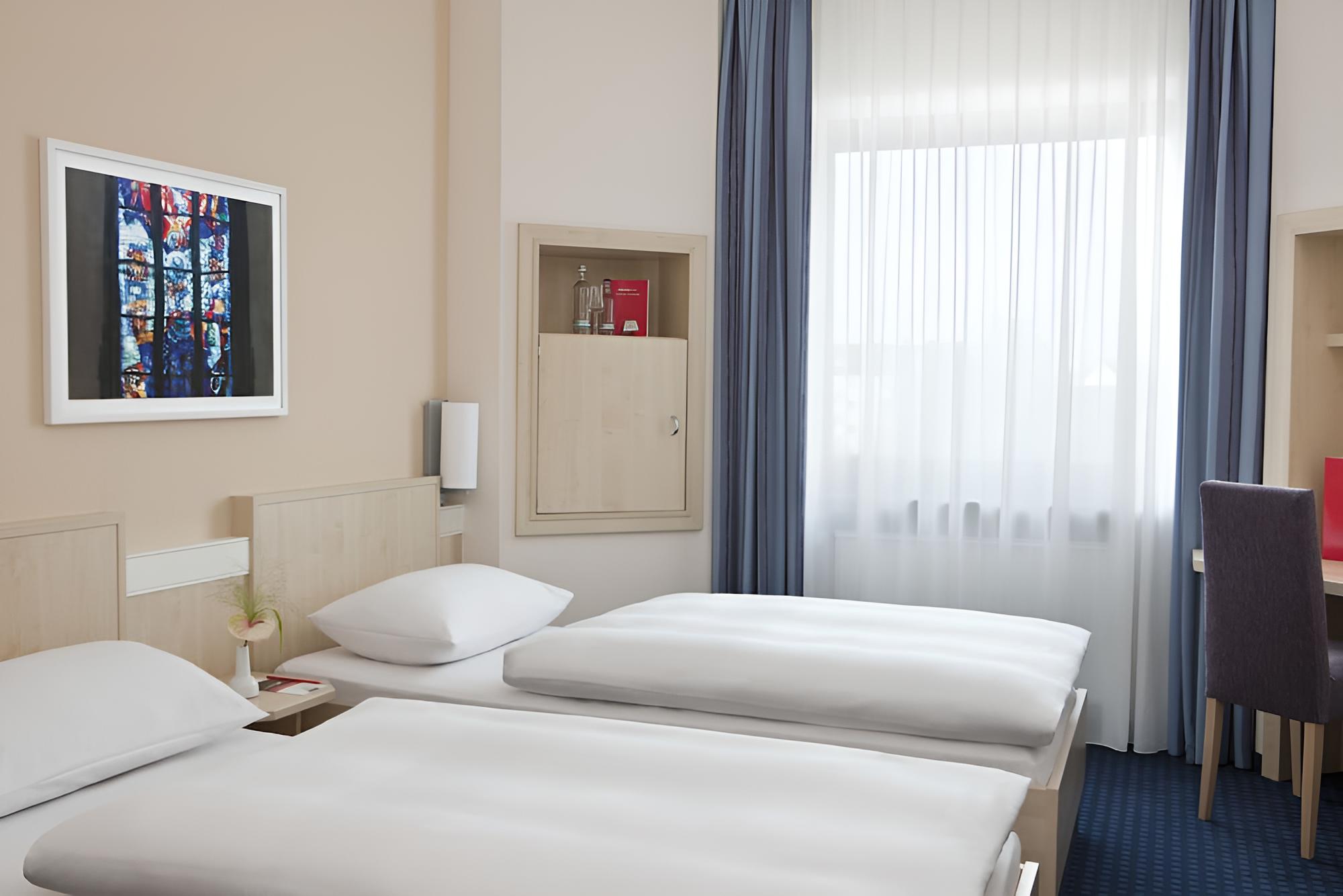 Business Twin Room (Plus)