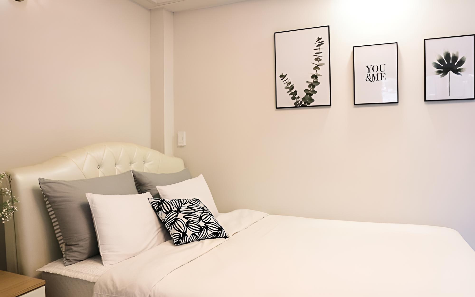 Room (Stay e)