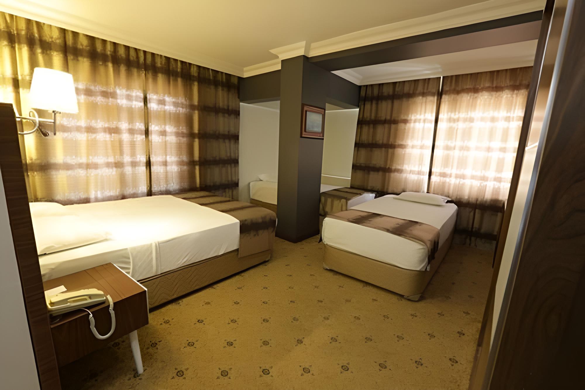 Triple Room photo 2