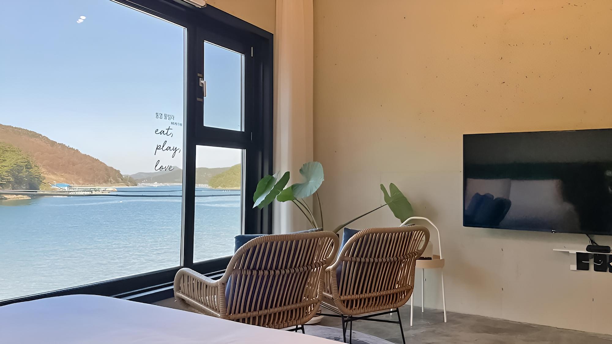 Basic Room, 1 Bedroom (1jib(2F, Ocean View, Bath tub))