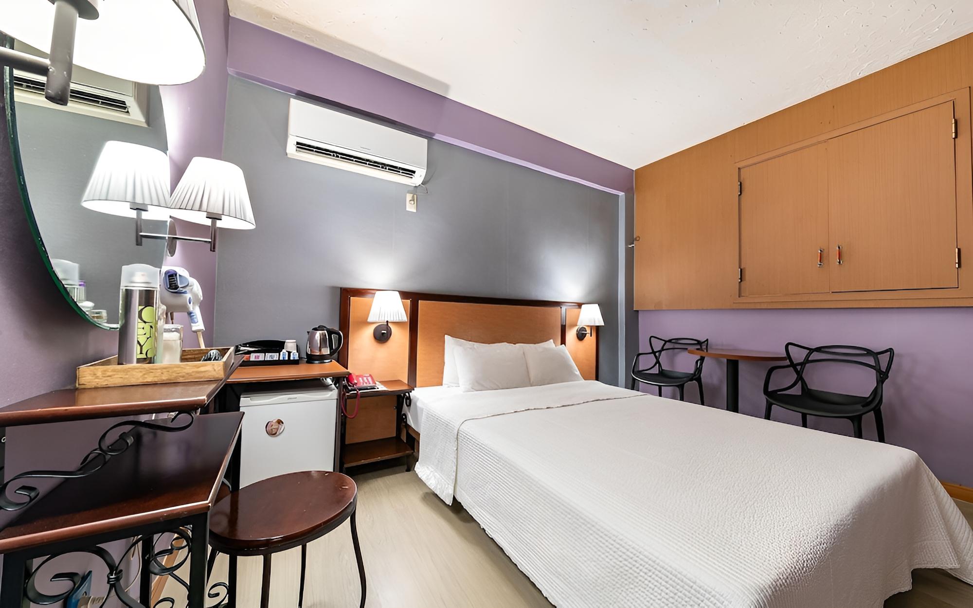 Room (Standard Room)
