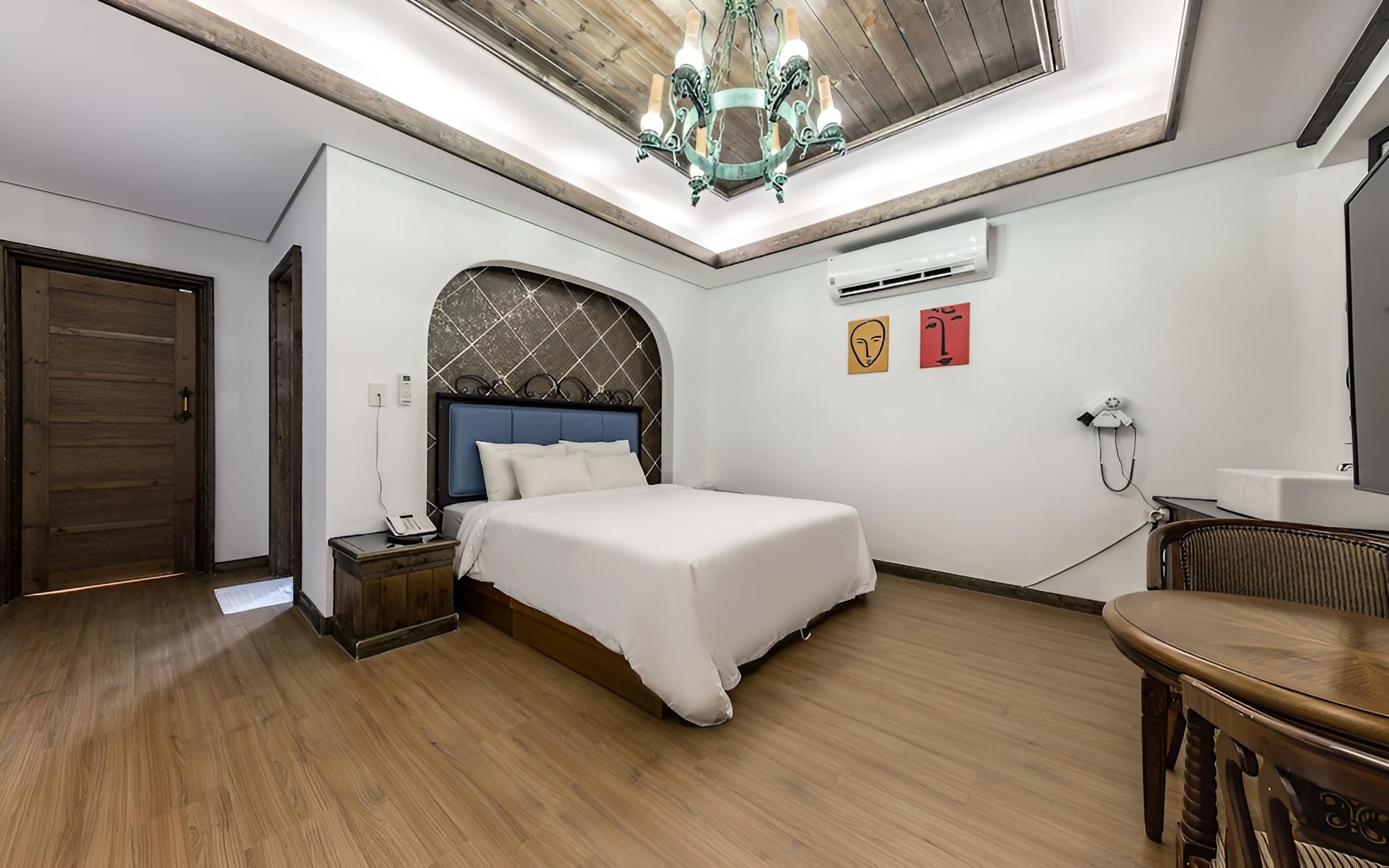 Room (VIP) - Photo 4