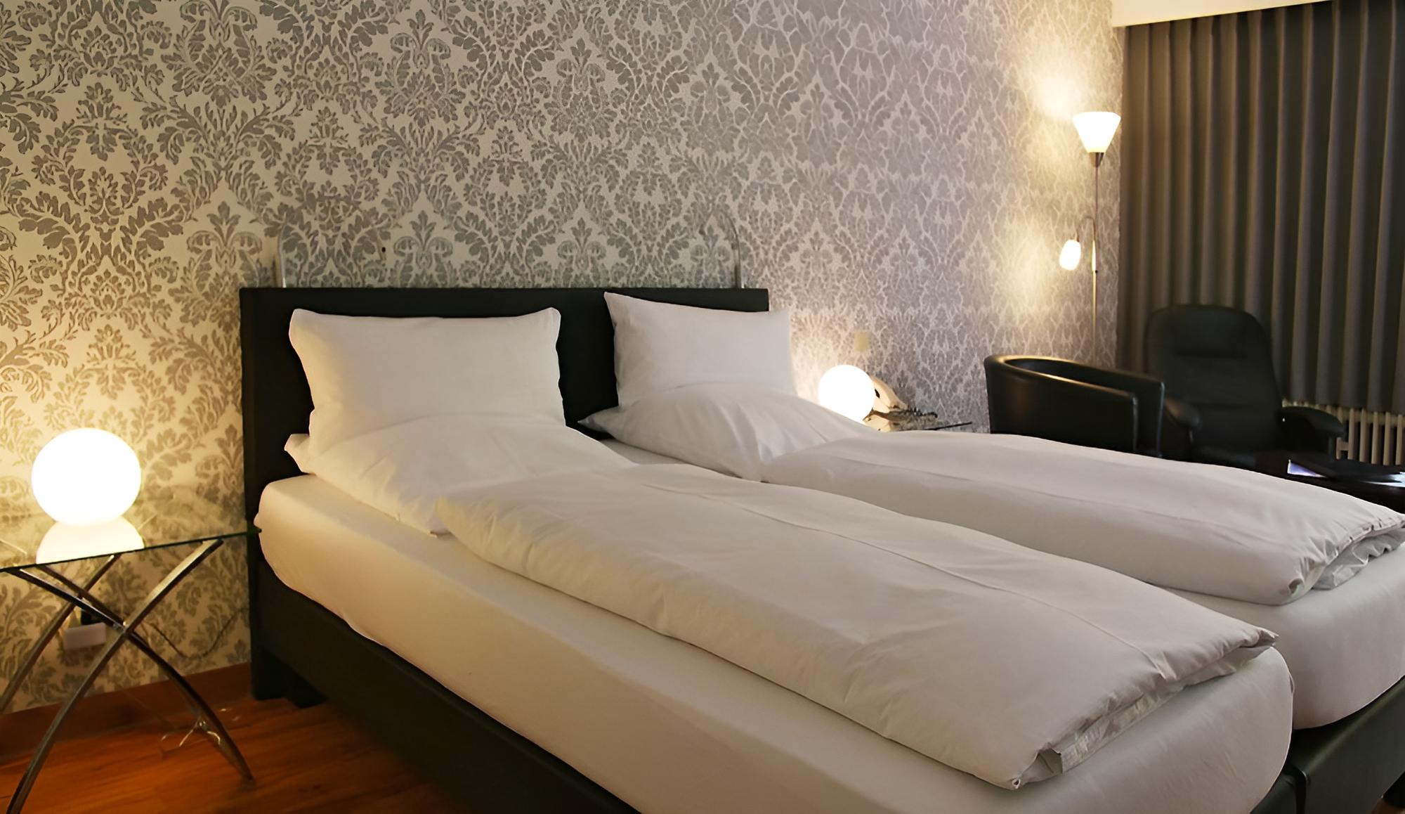 Double Room, Balcony, River View