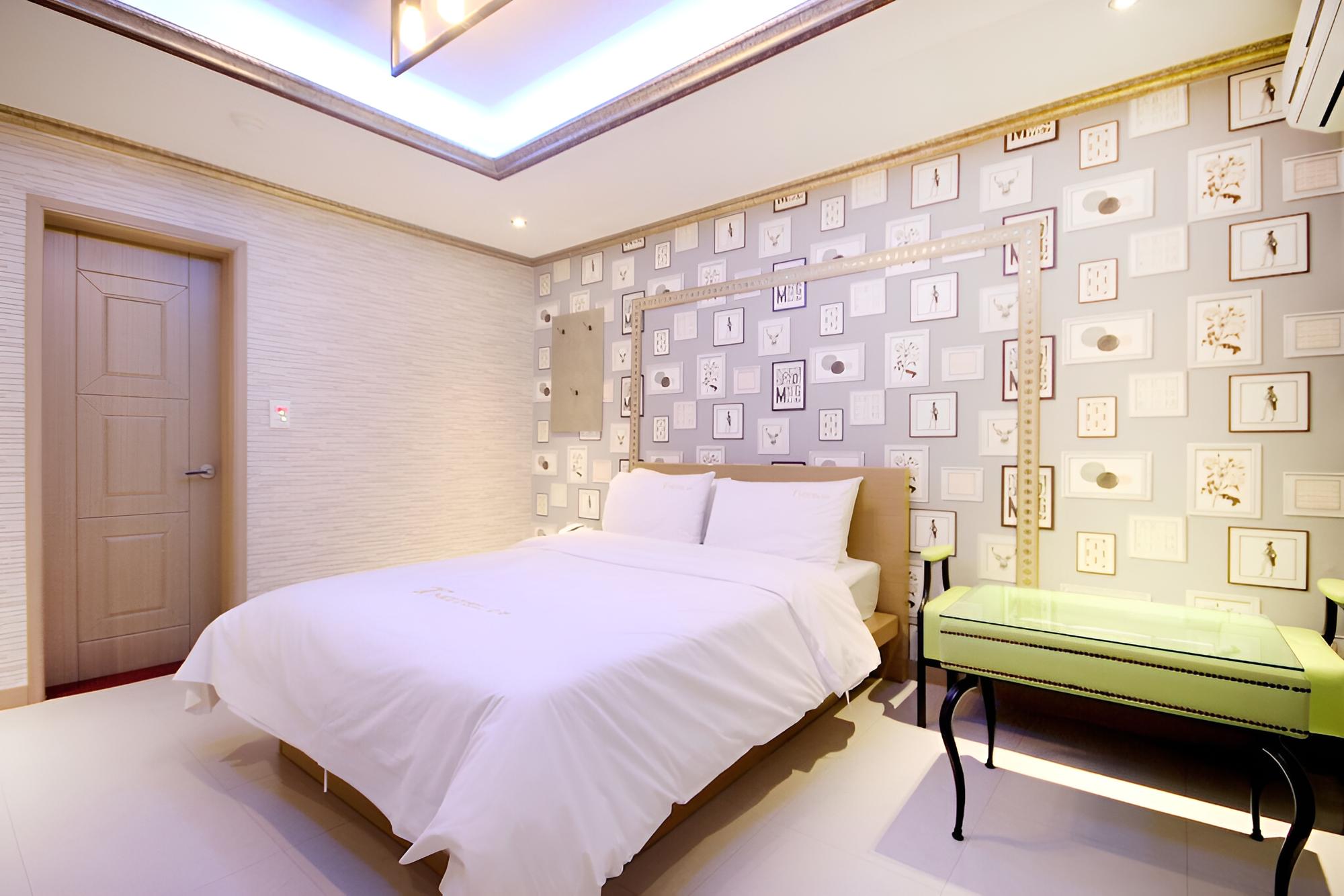 Room (Weekday Discount)