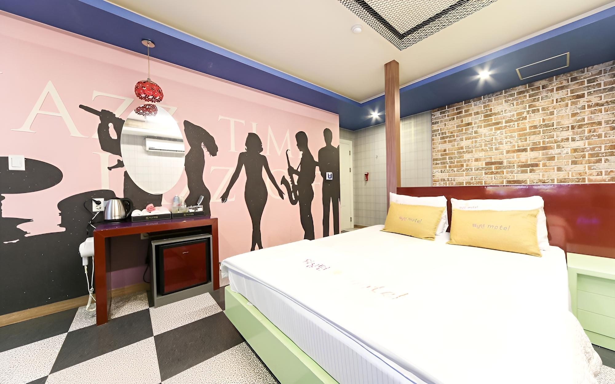 Room (VIP (Special Room/2PC/Netflix YouTube) - Photo 7