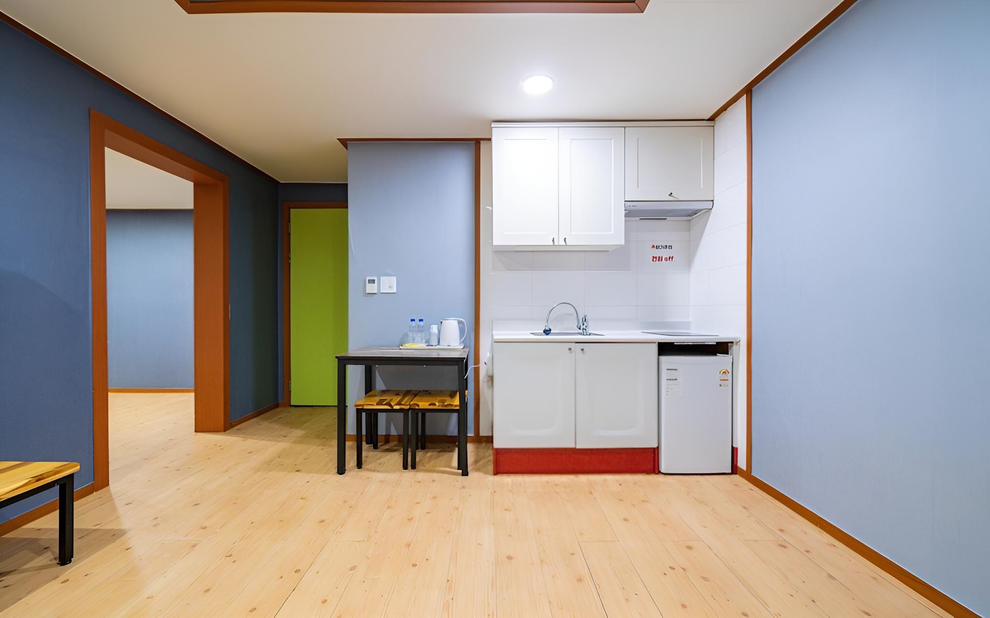 Room (Pension type ondol special room (Netf) photo 3