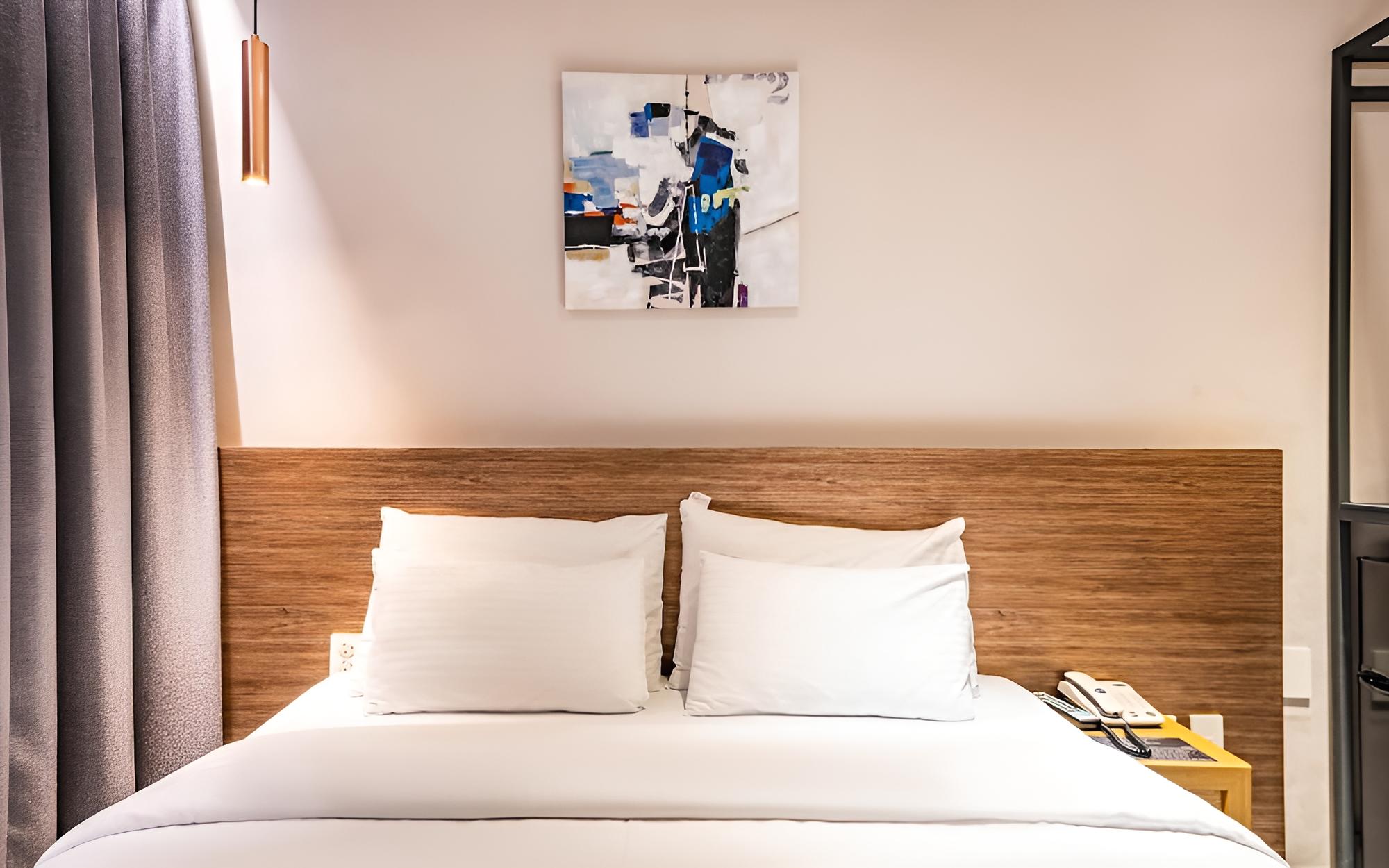 Room (Deluxe A (Balcony Breakfast Service 1) - Photo 8