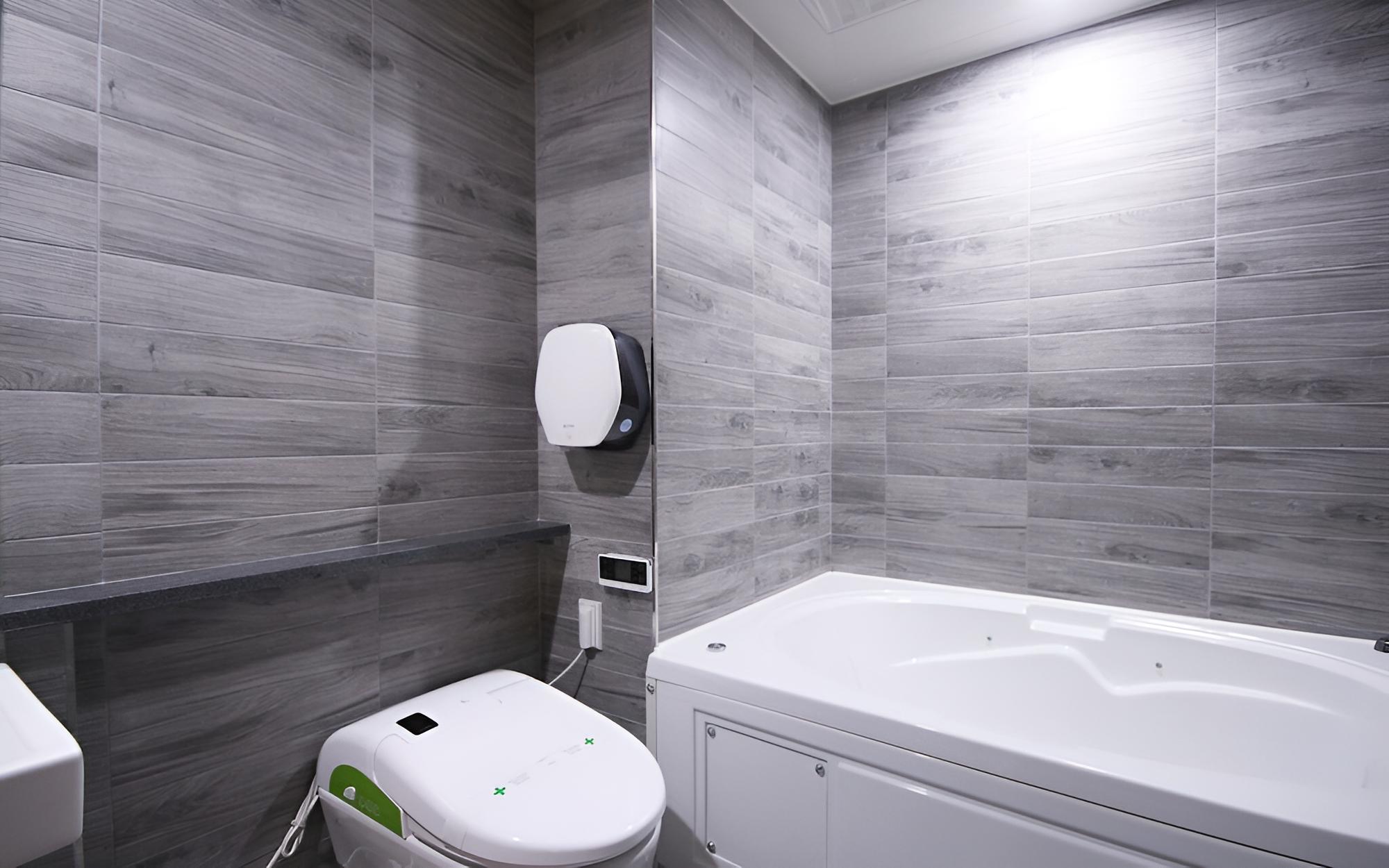 Room (Royal Suite B (karaoke room sky room ) photo 2