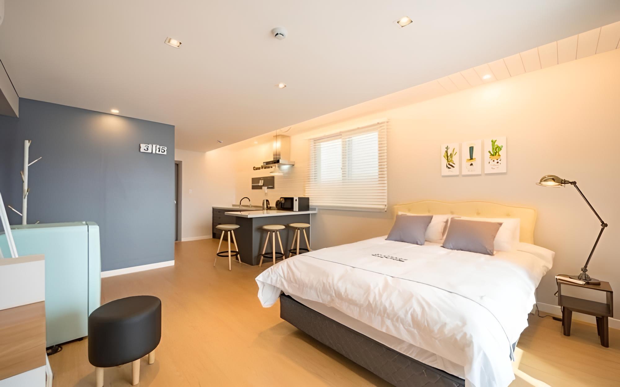 Room (B201 (Terrace Ocean View))