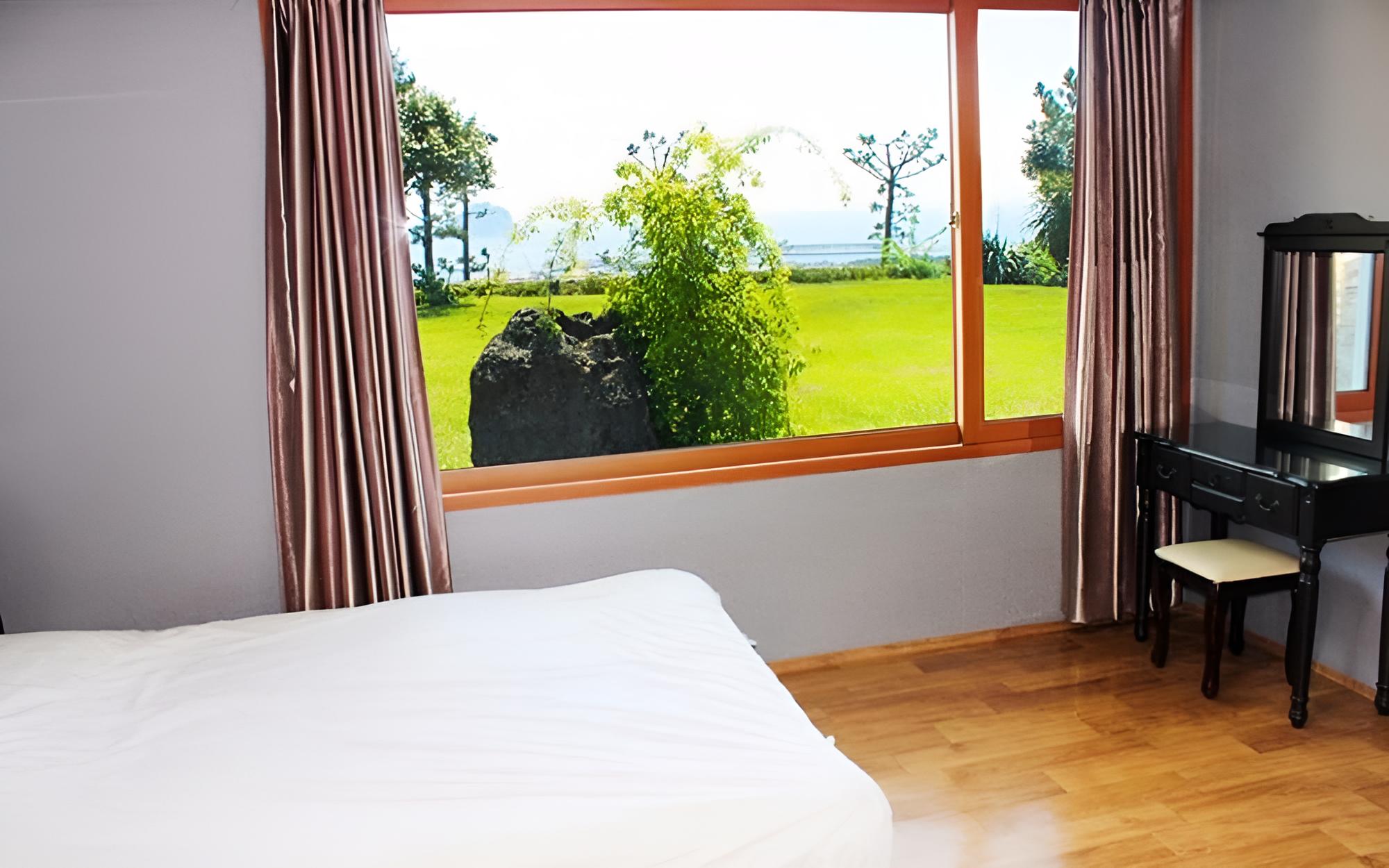 Room (45 pyeong)