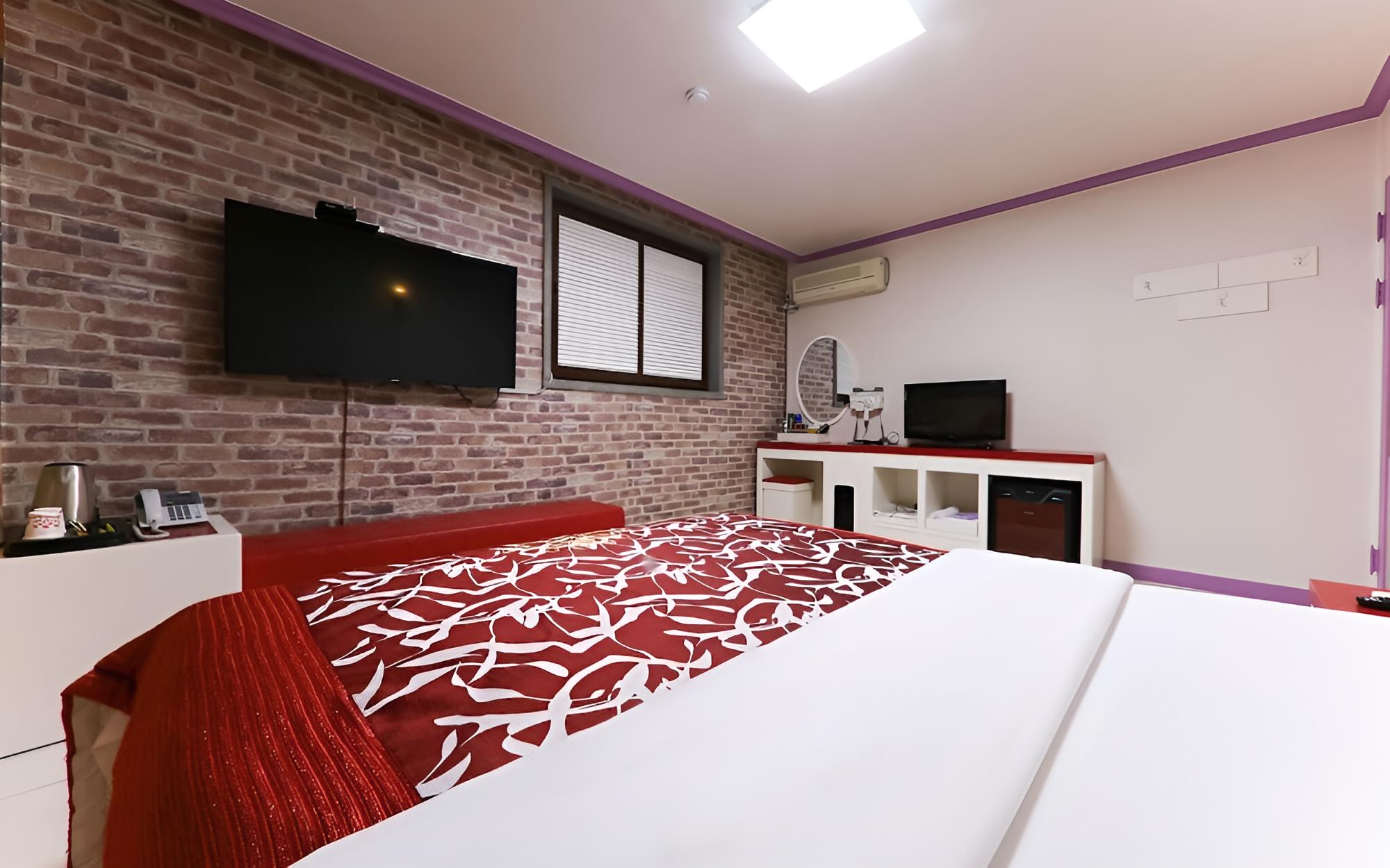 Room (Special Room)