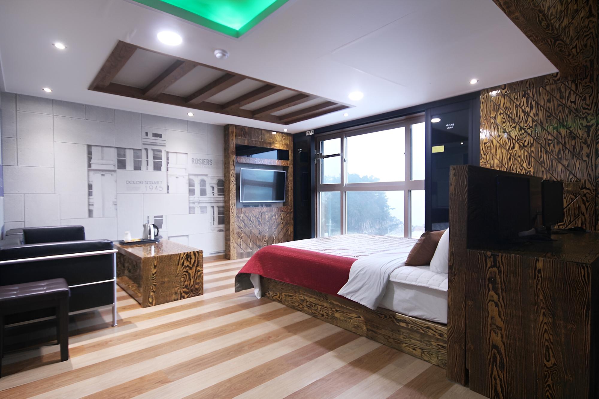 Room (Special Room) - Photo 8