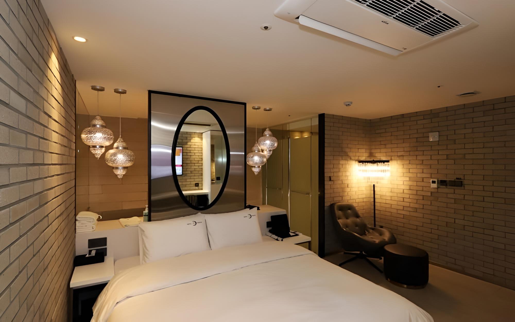 Room (Premier Double) - Photo 1
